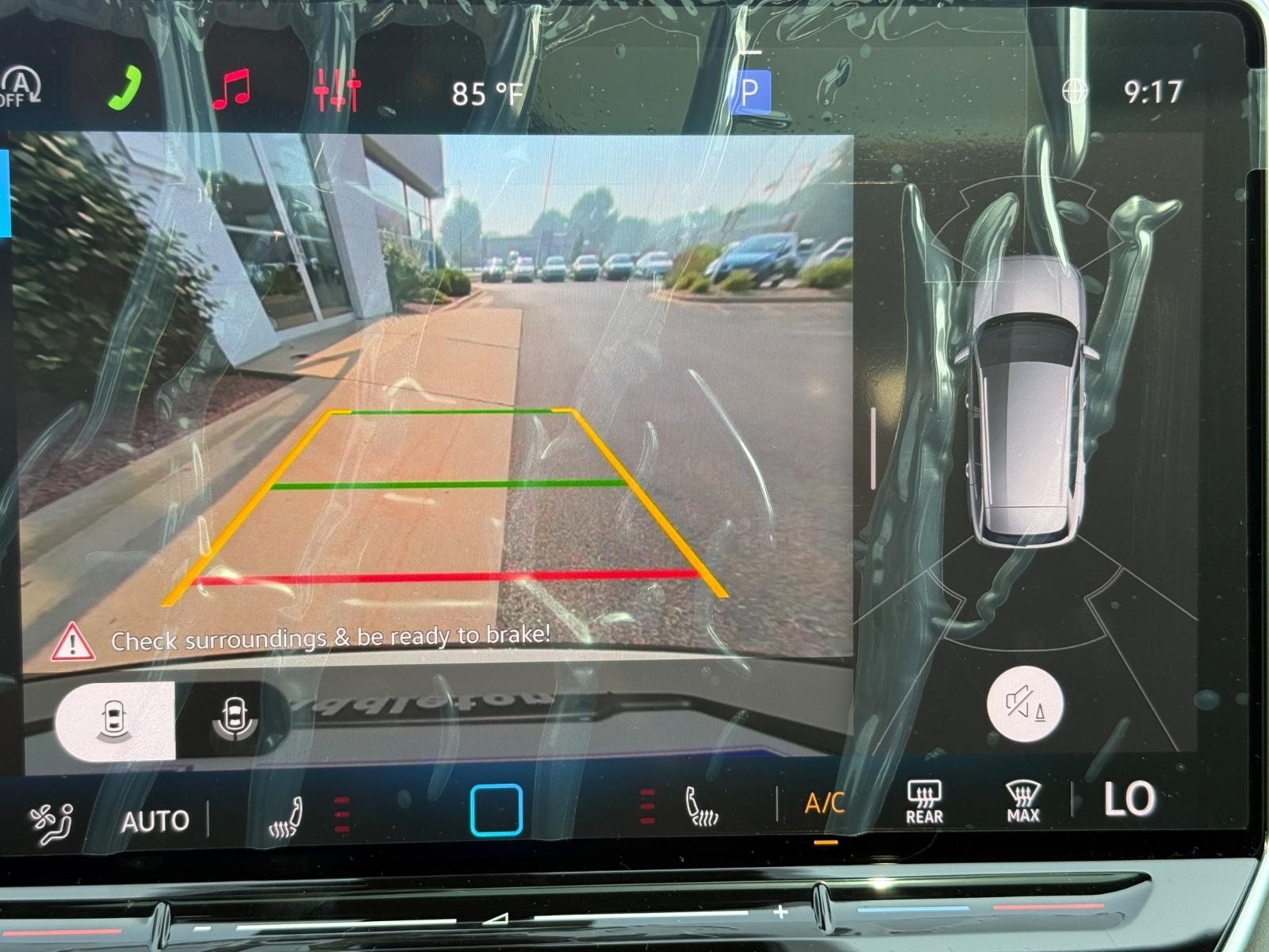Volkswagen Tiguan Vehicle Image 13