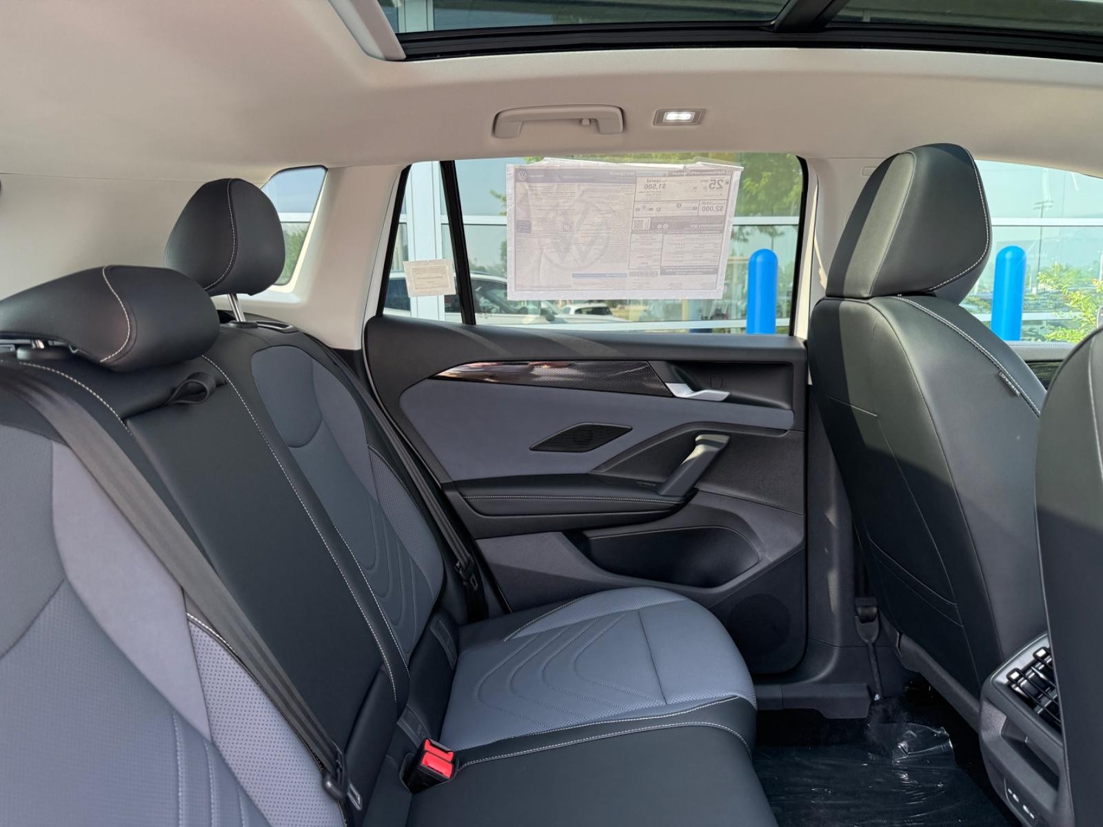 Volkswagen Tiguan Vehicle Image 05