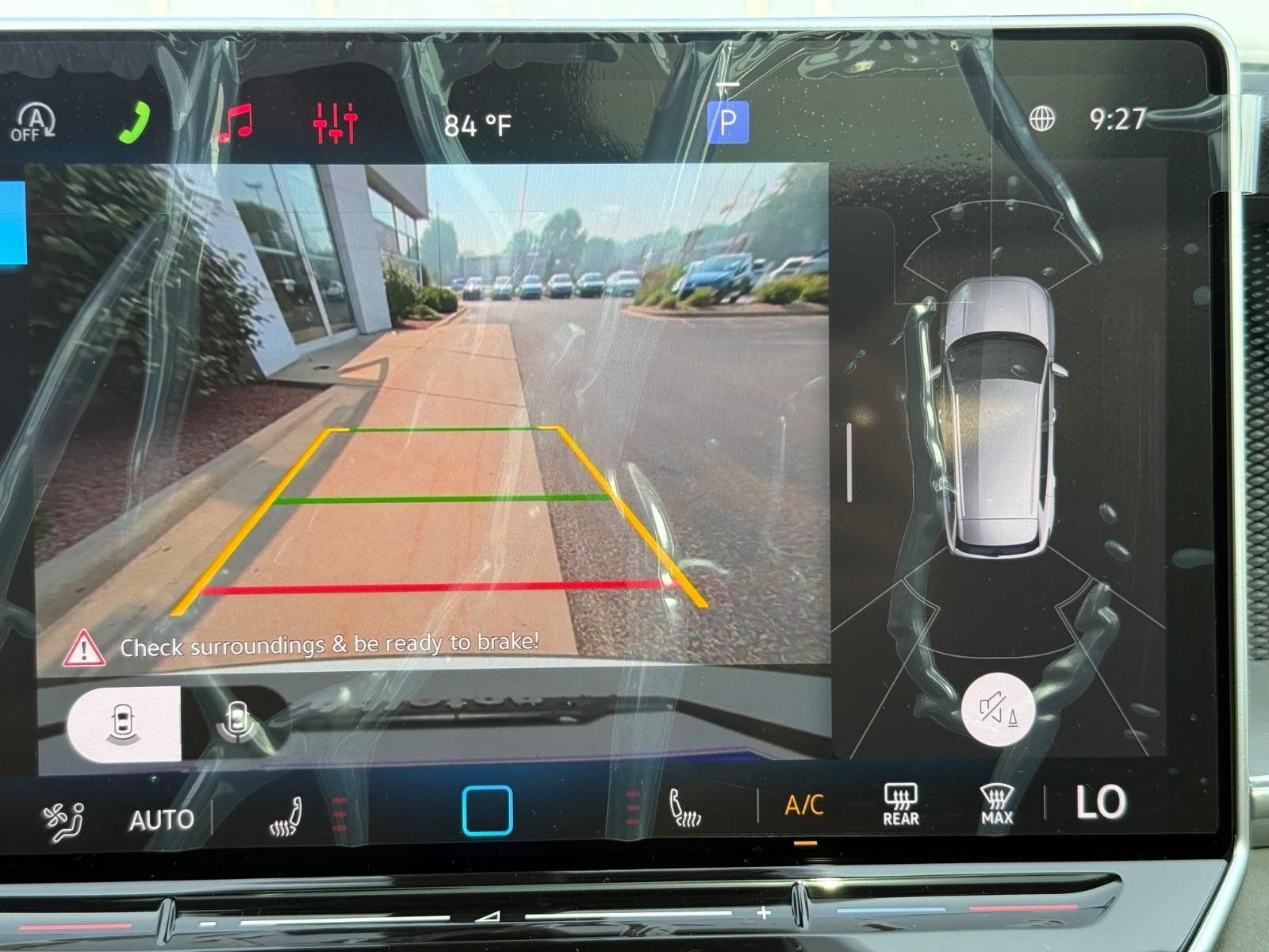 Volkswagen Tiguan Vehicle Image 13