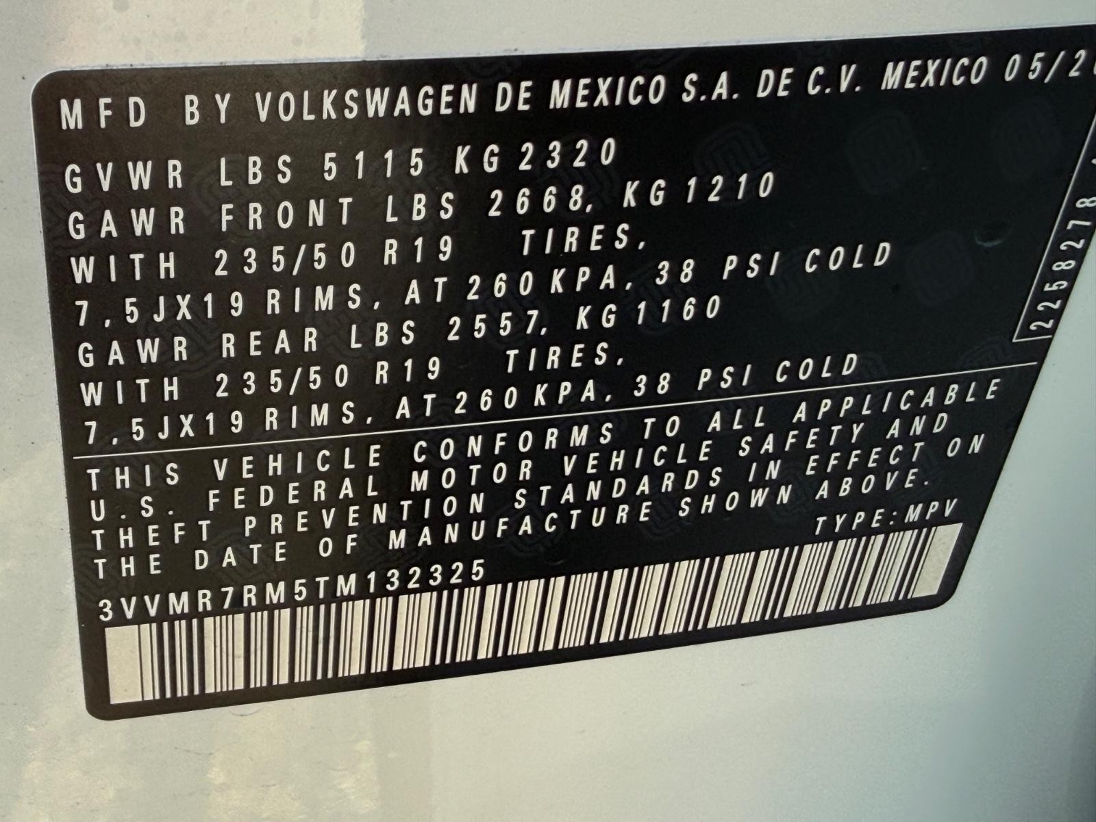 Volkswagen Tiguan Vehicle Image 18