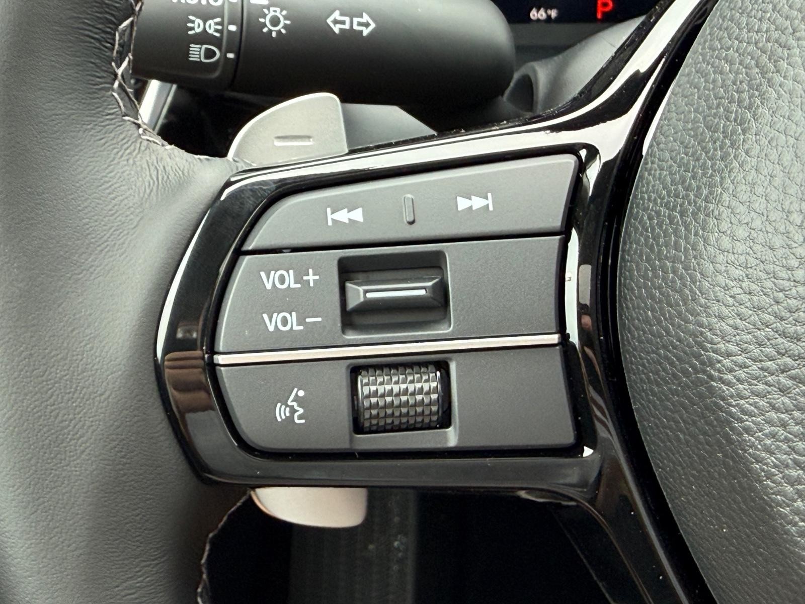 Acura ADX Vehicle Image 11