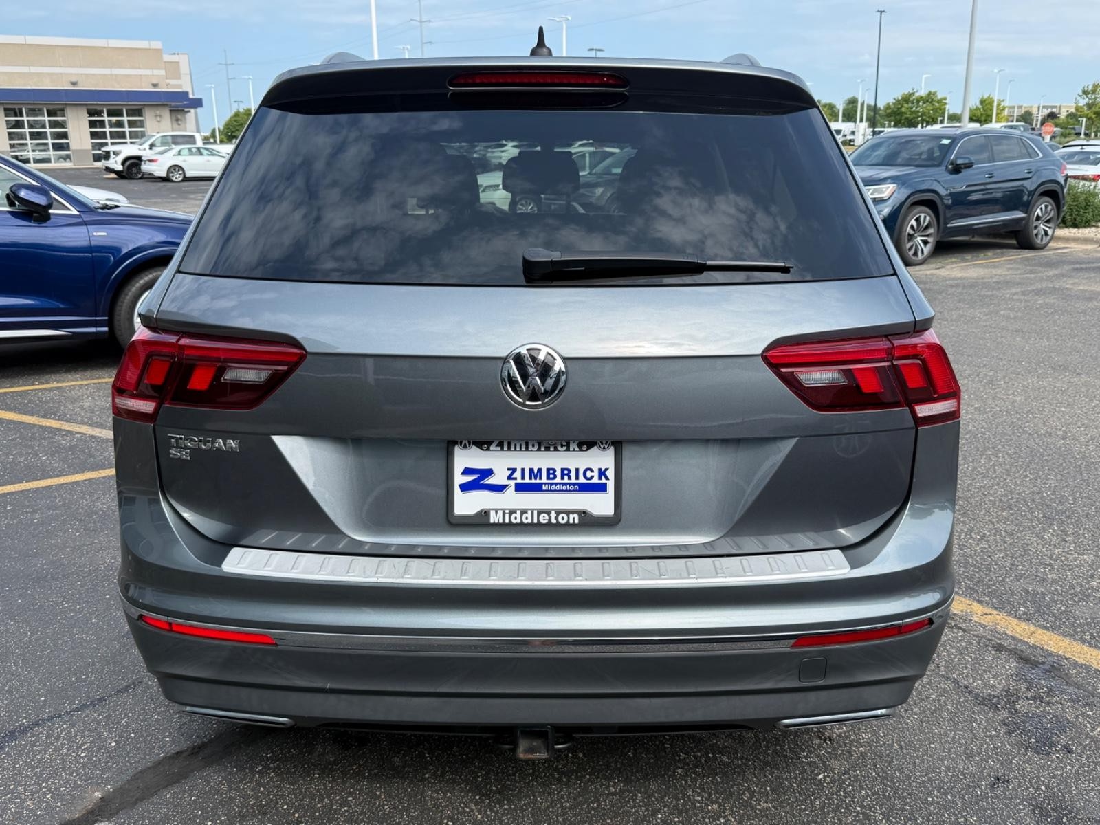 Volkswagen Tiguan Vehicle Image 04