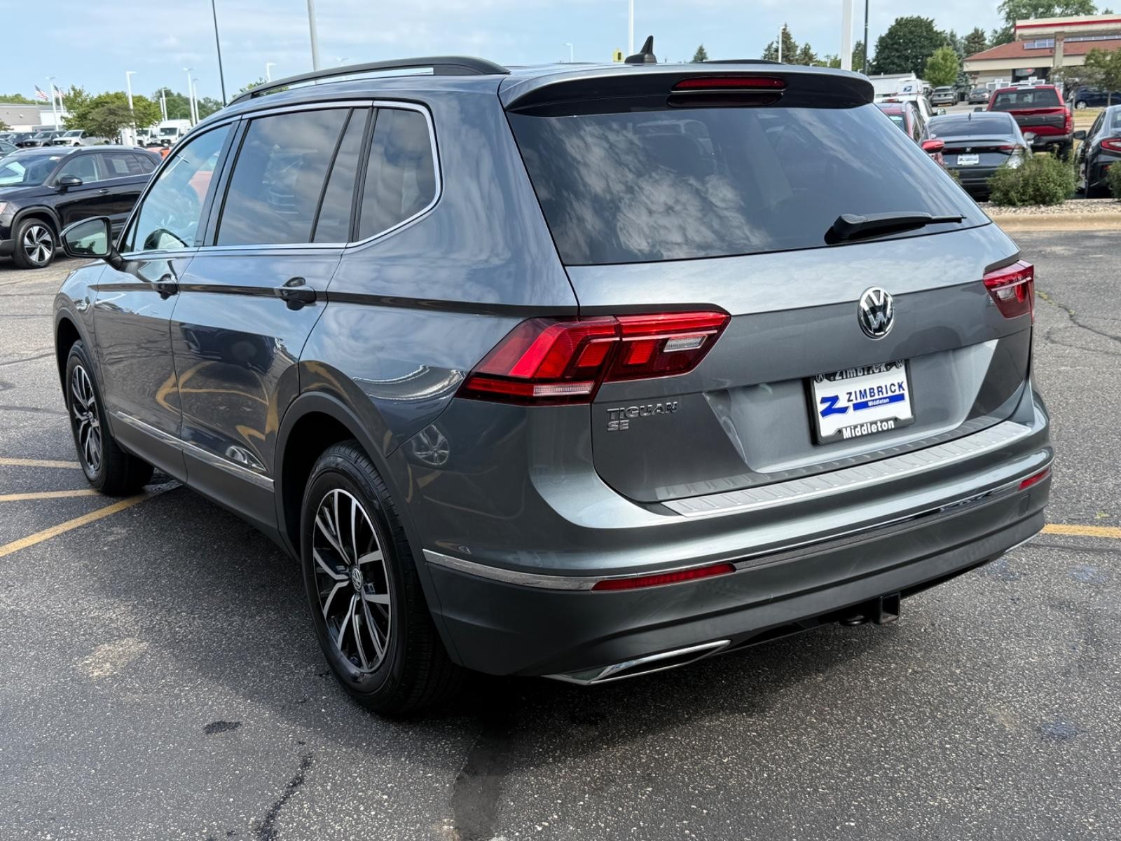 Volkswagen Tiguan Vehicle Image 06