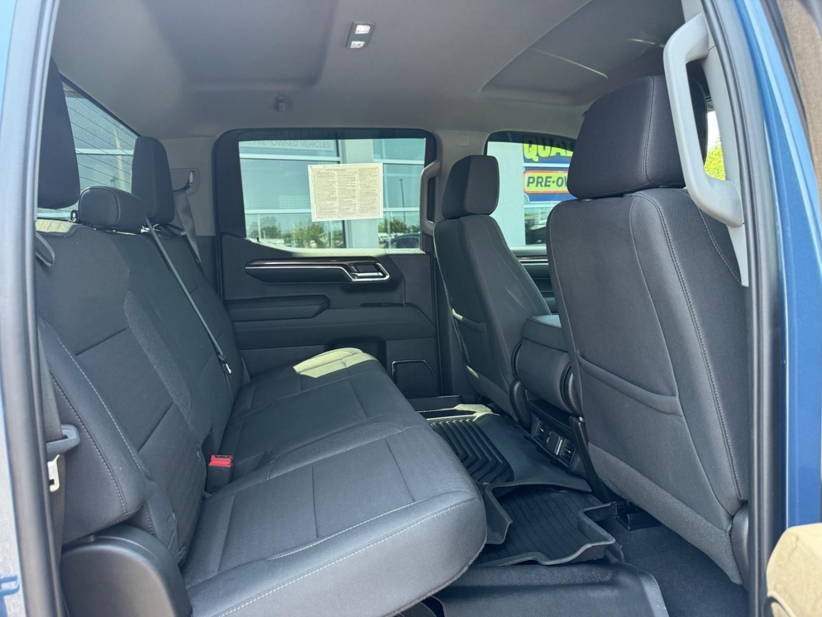 Chevrolet Silverado 1500 Vehicle Image 11