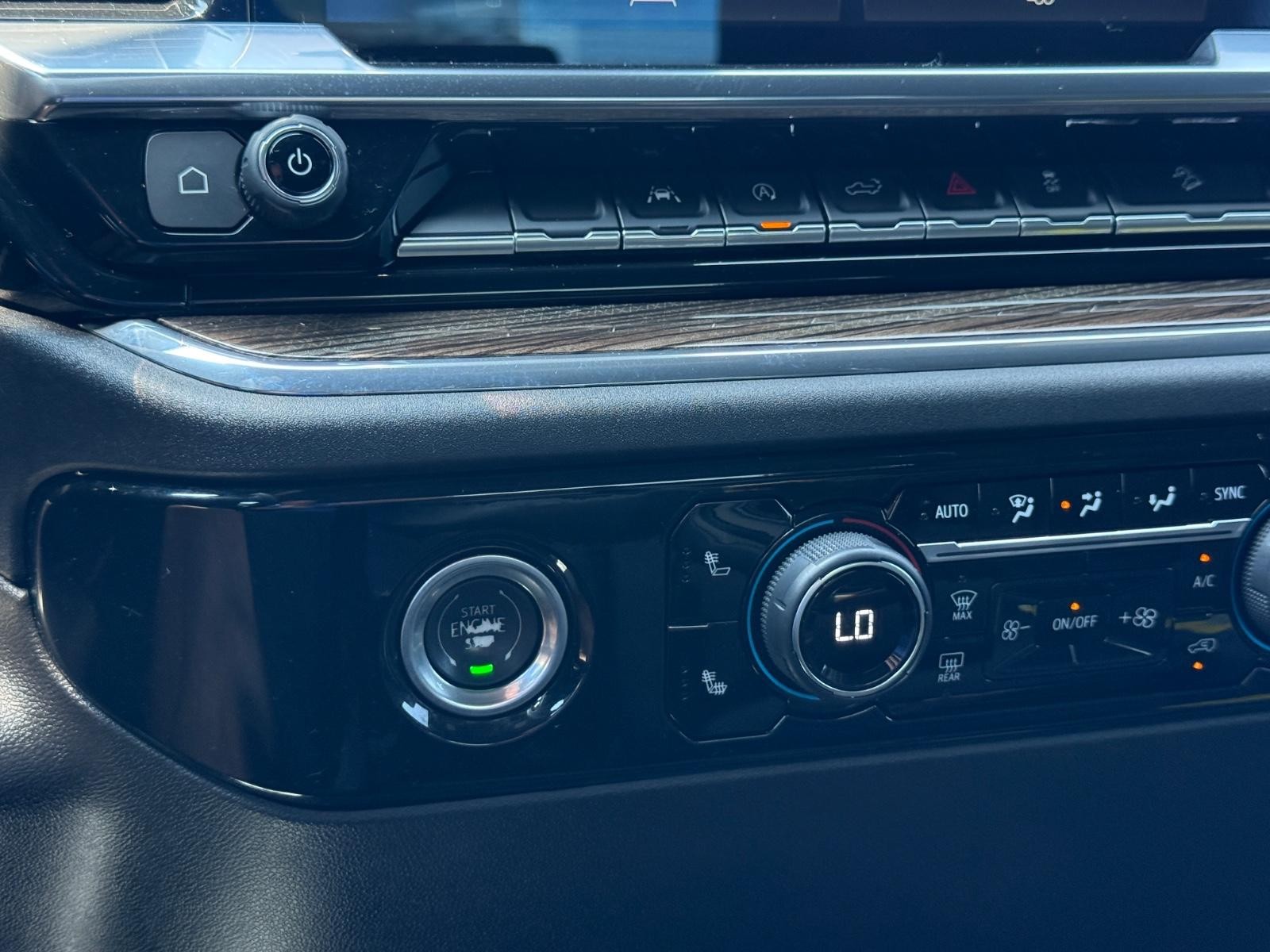 Chevrolet Silverado 1500 Vehicle Image 18