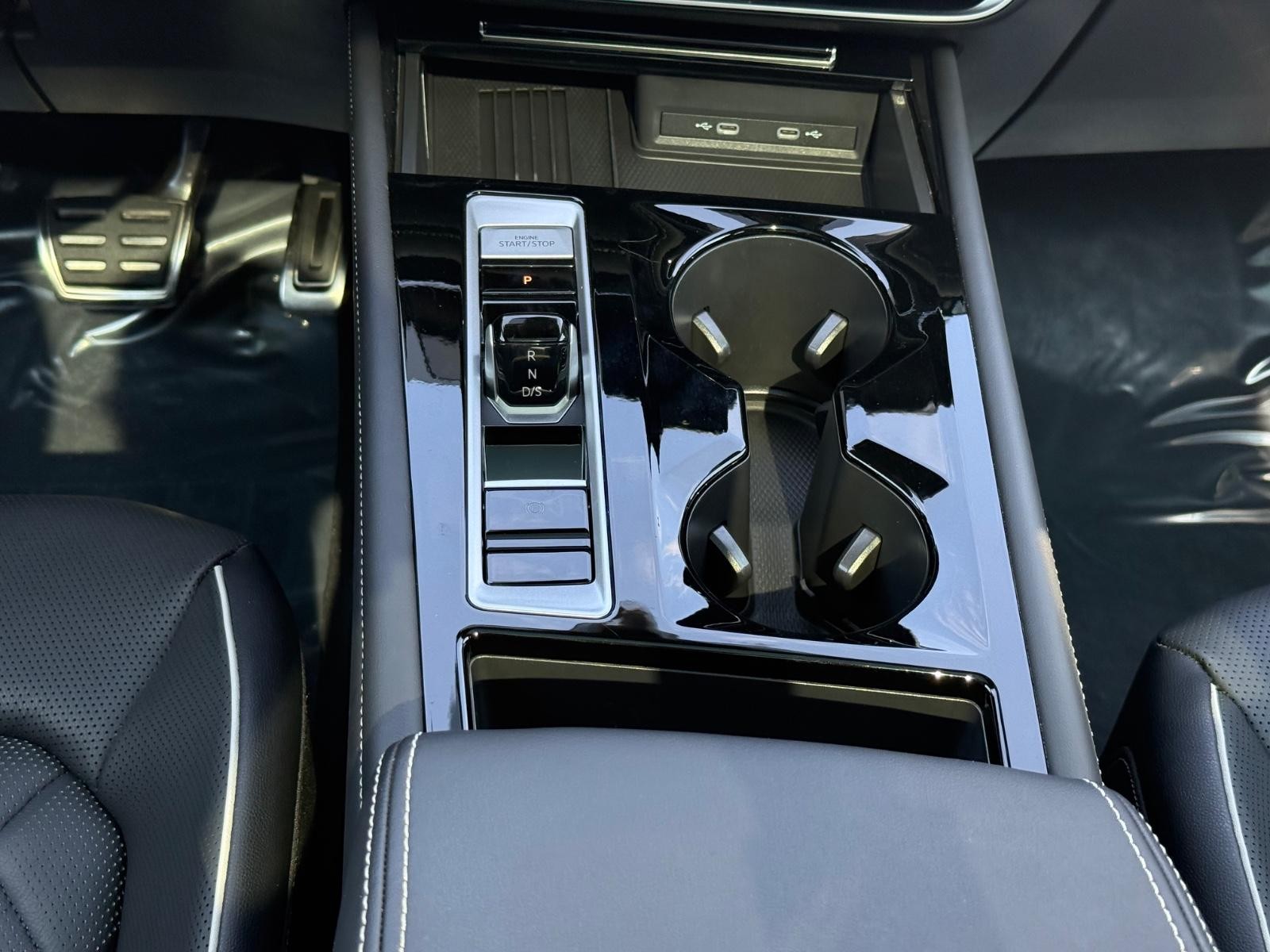 Volkswagen Atlas Vehicle Image 13