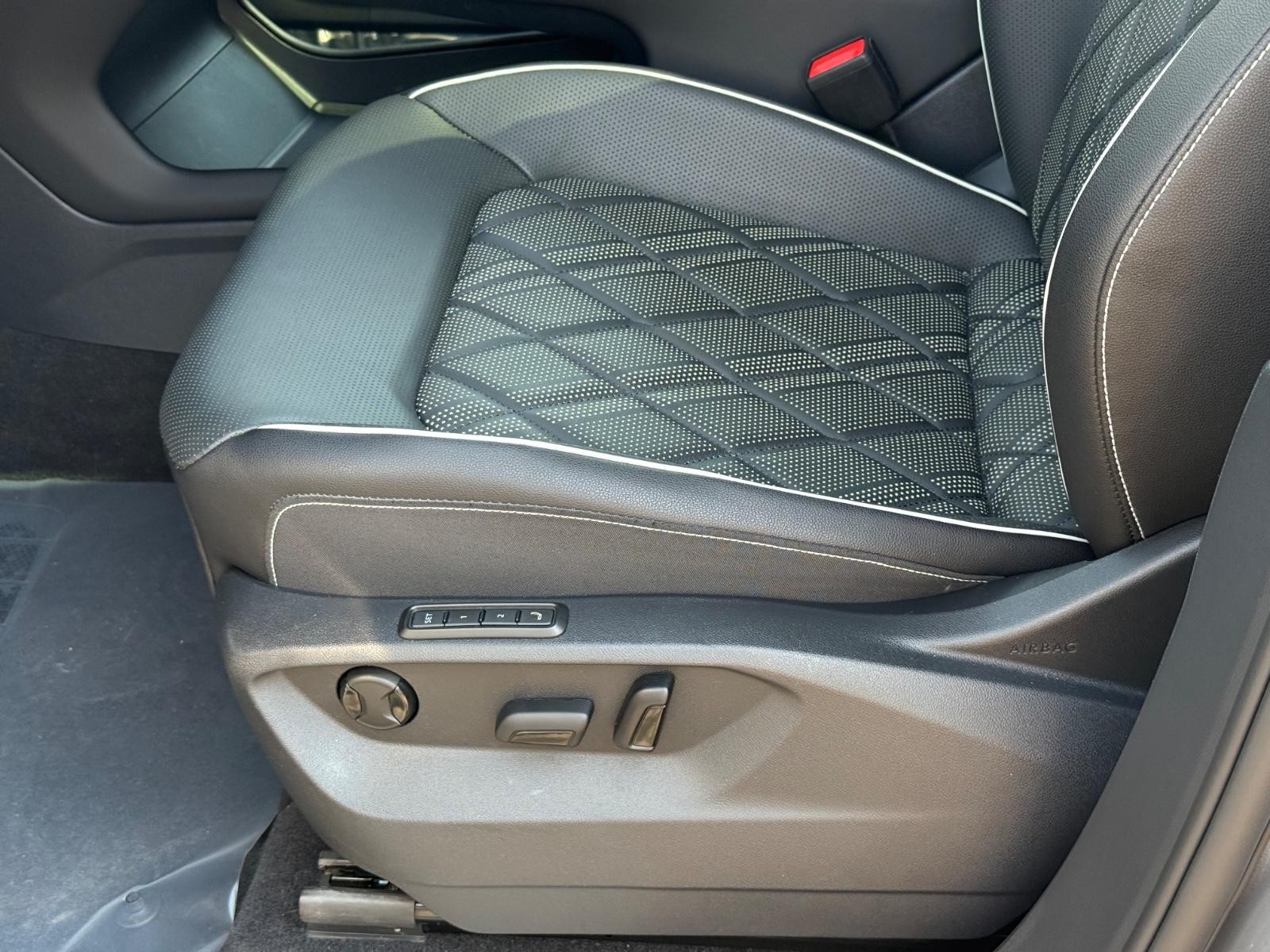 Volkswagen Atlas Vehicle Image 22