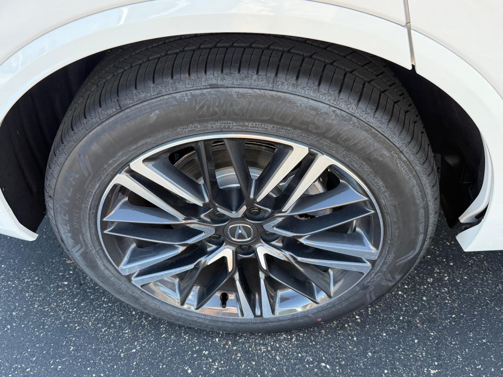 Acura MDX Vehicle Image 04