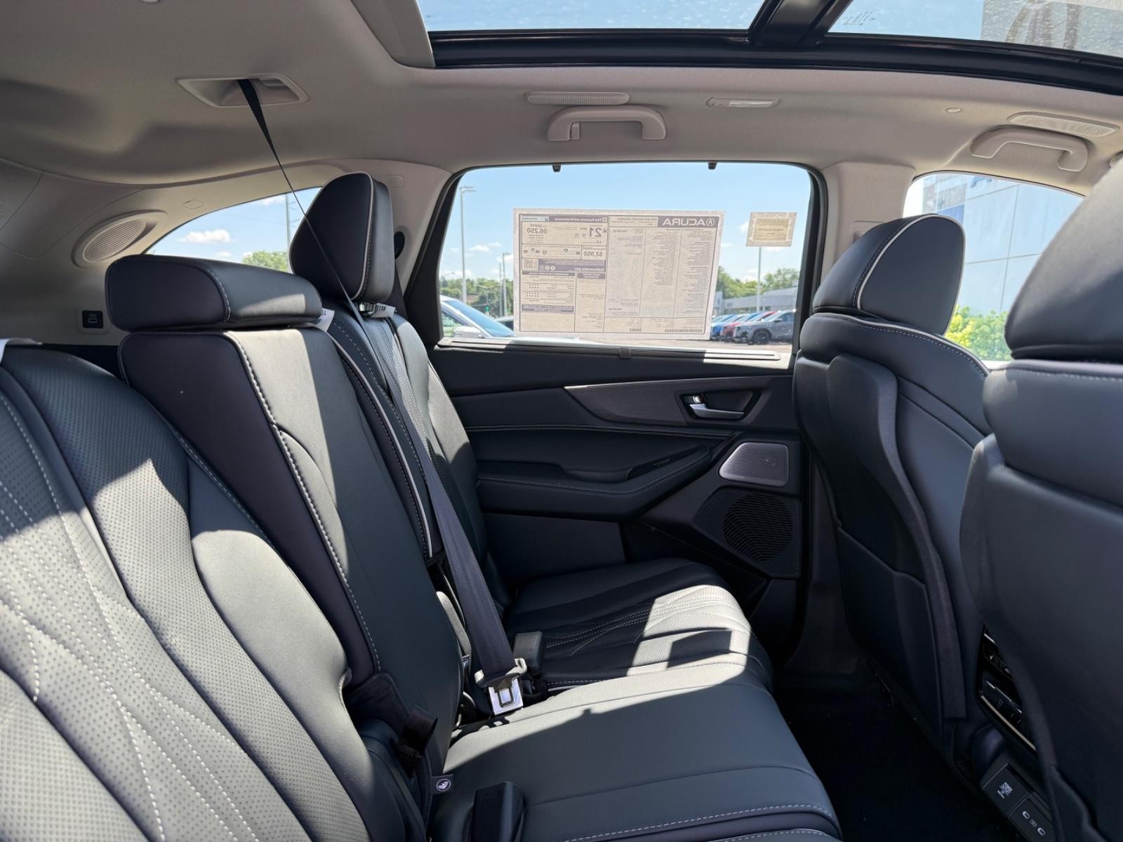 Acura MDX Vehicle Image 05