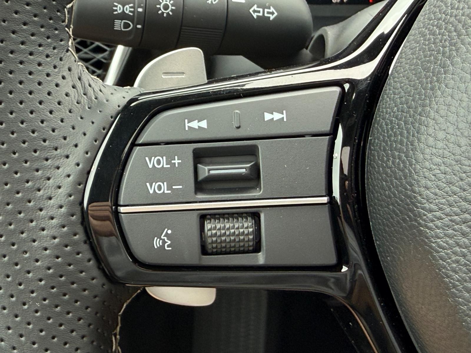 Acura ADX Vehicle Image 11