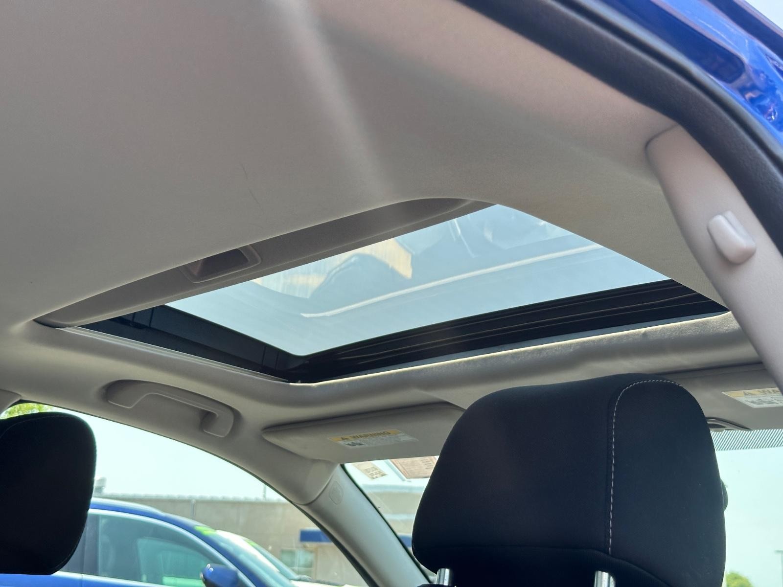 Honda Civic Sedan Vehicle Image 11