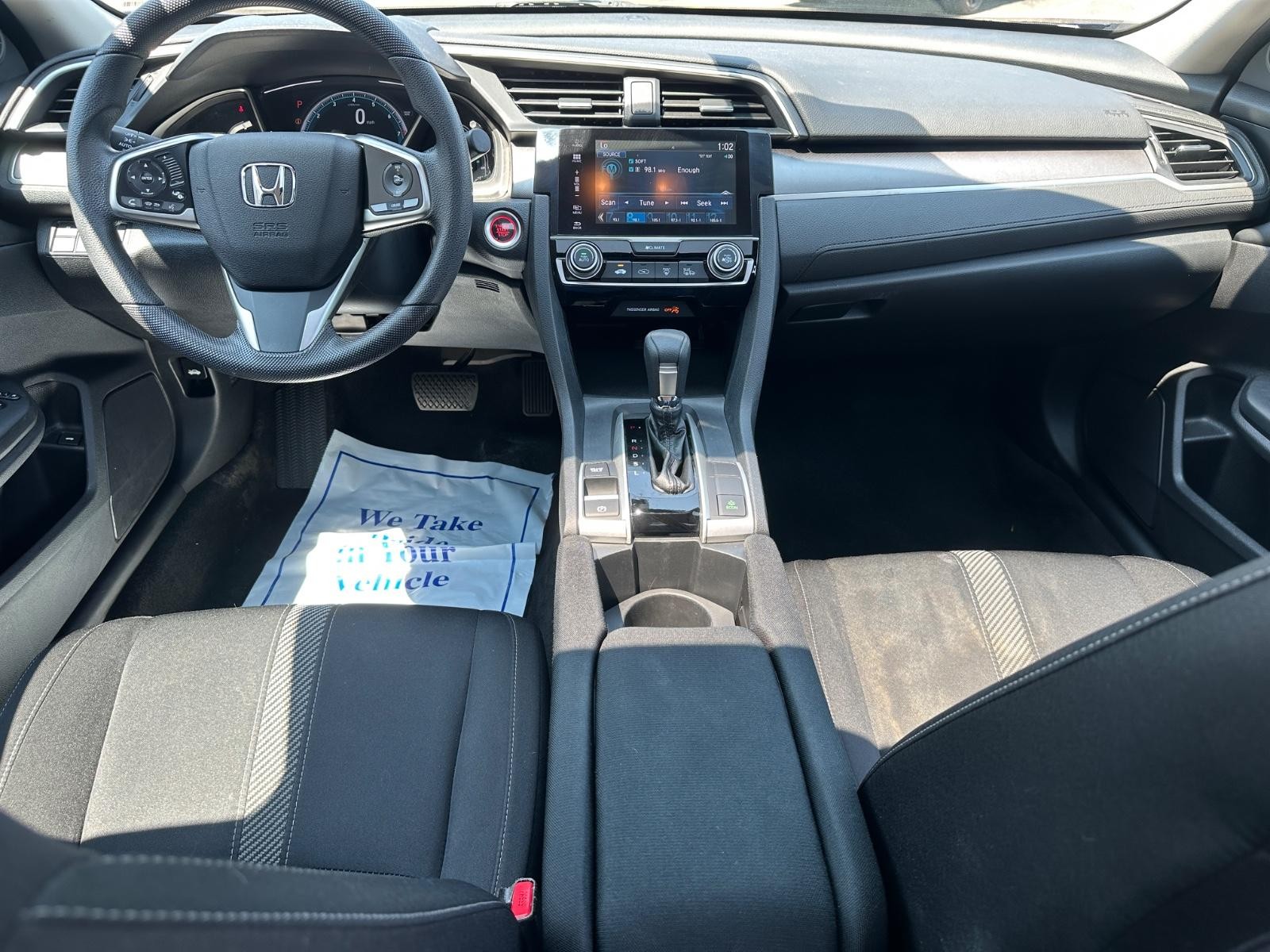 Honda Civic Sedan Vehicle Image 12