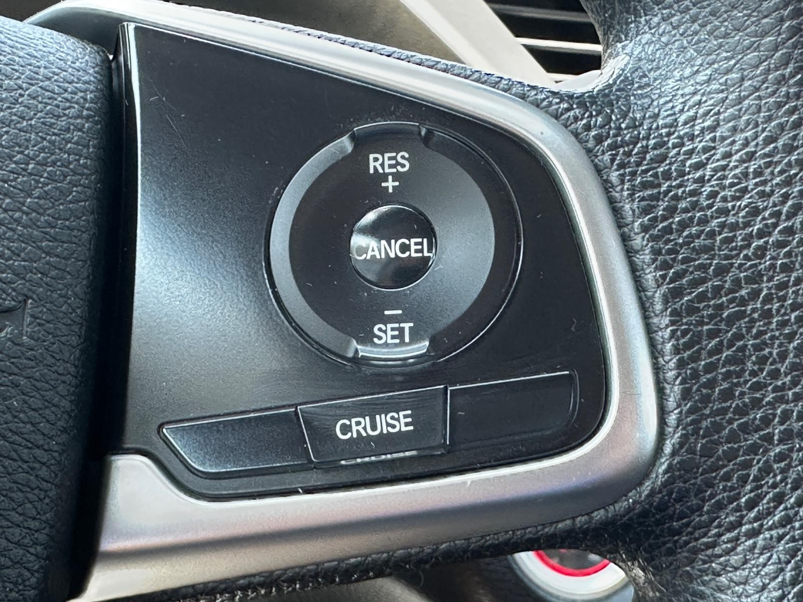 Honda Civic Sedan Vehicle Image 15