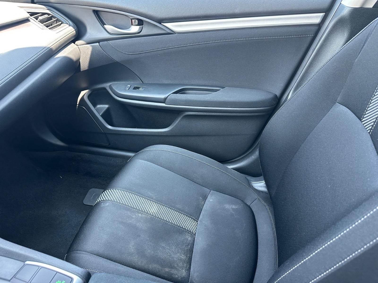 Honda Civic Sedan Vehicle Image 21