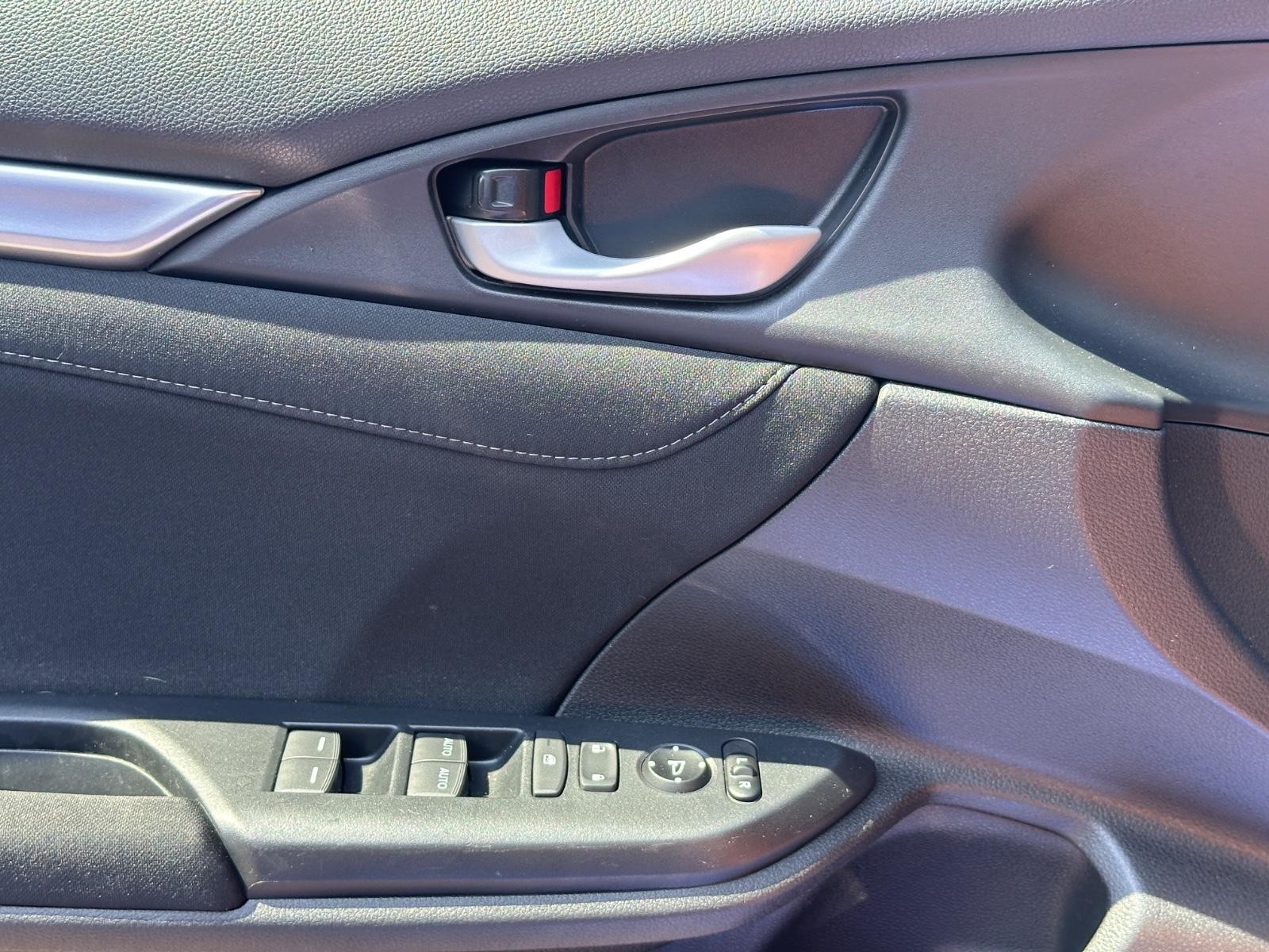 Honda Civic Sedan Vehicle Image 24