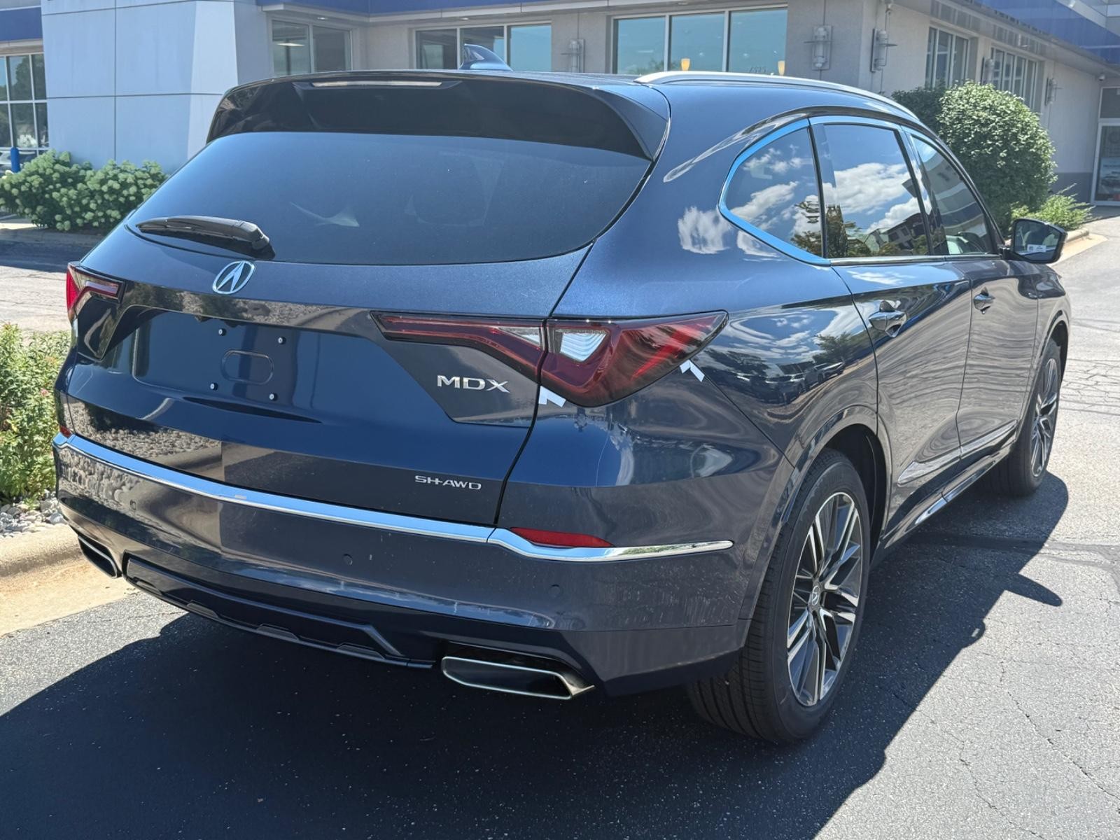 Acura MDX Vehicle Image 03
