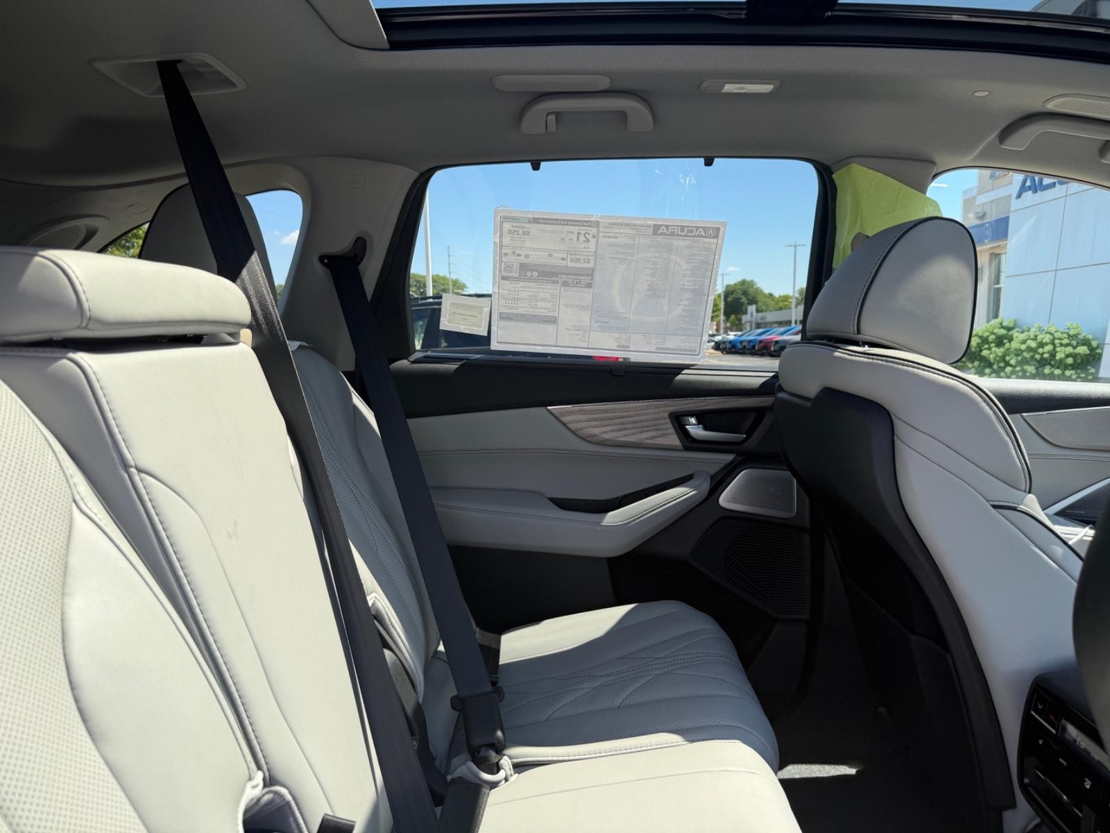 Acura MDX Vehicle Image 05