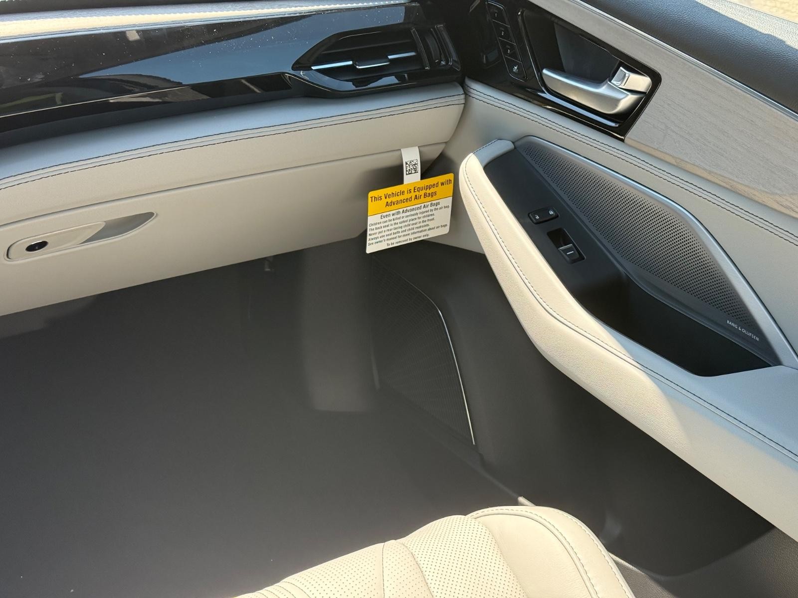Acura MDX Vehicle Image 09