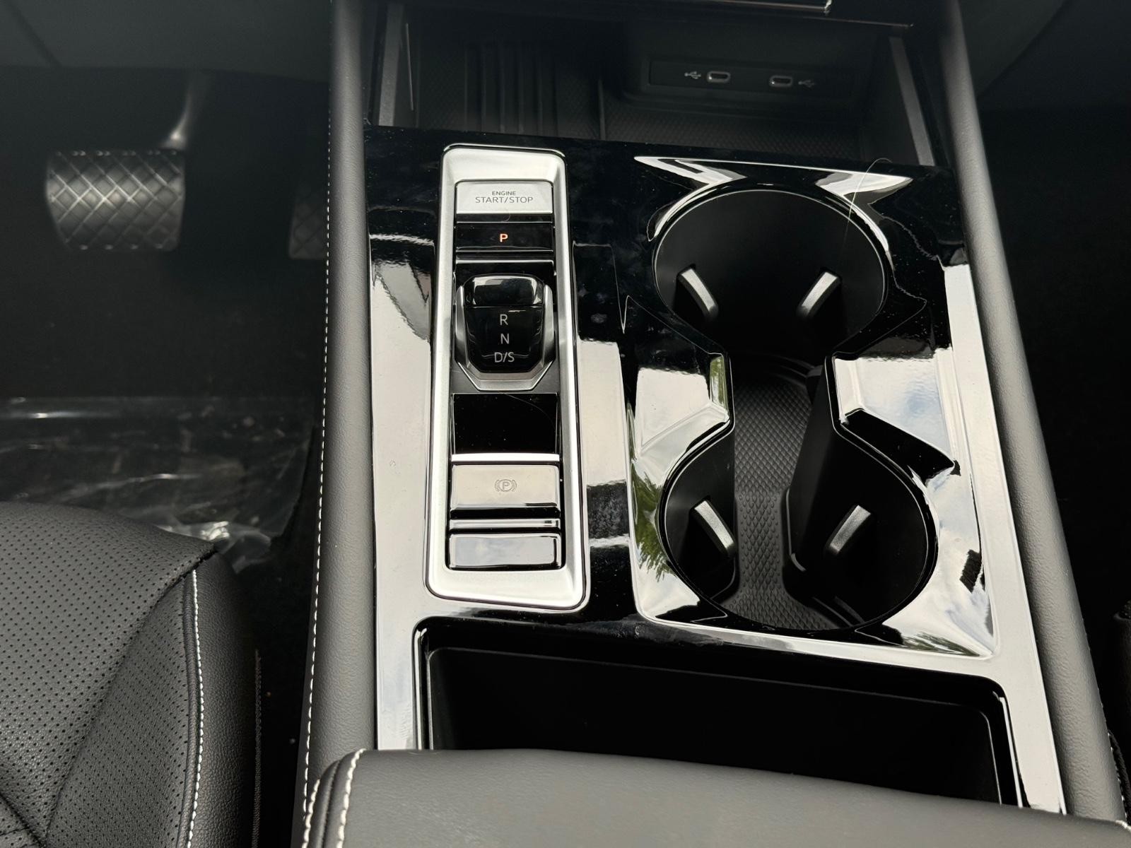 Volkswagen Atlas Vehicle Image 08