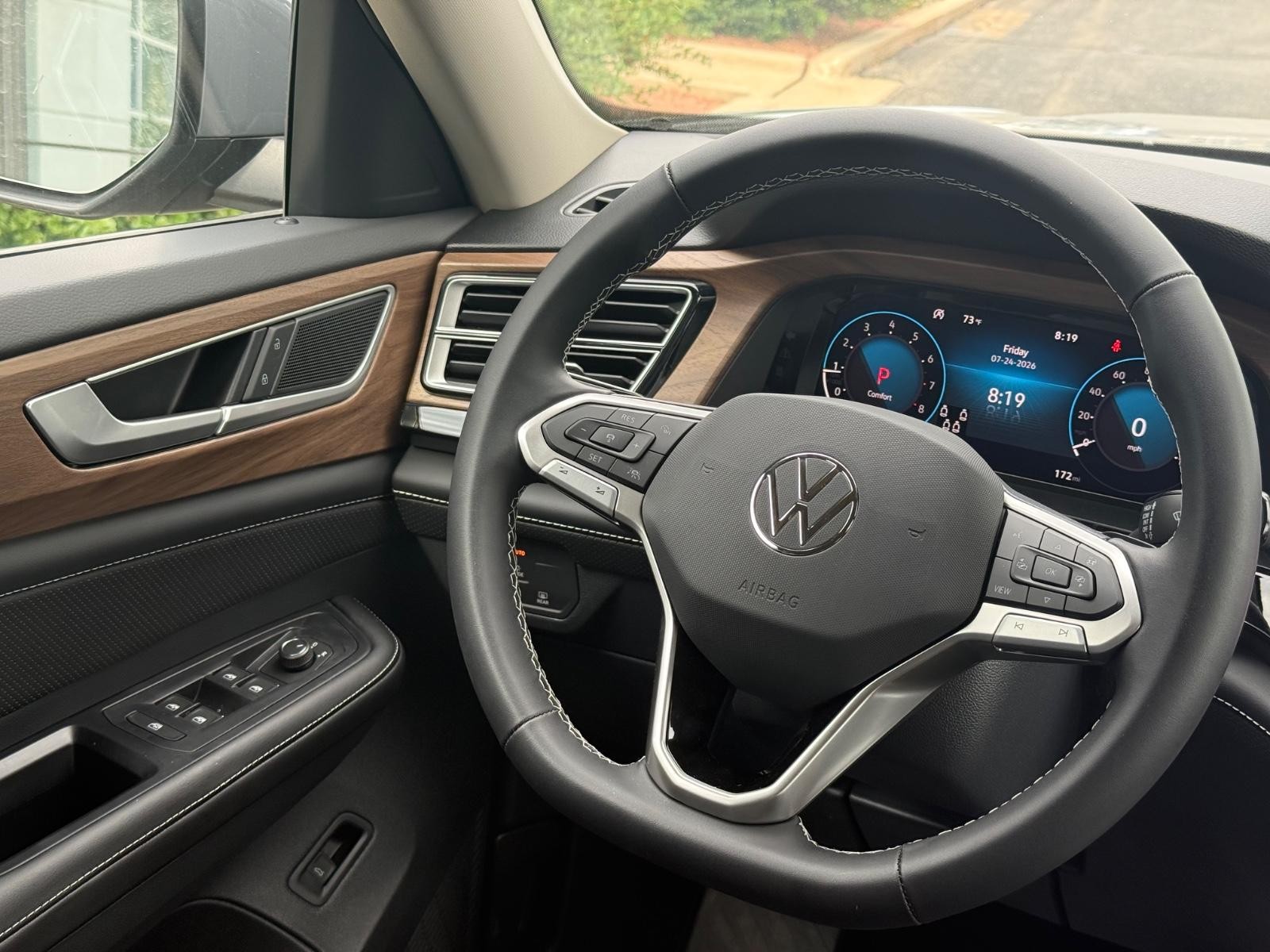 Volkswagen Atlas Vehicle Image 09
