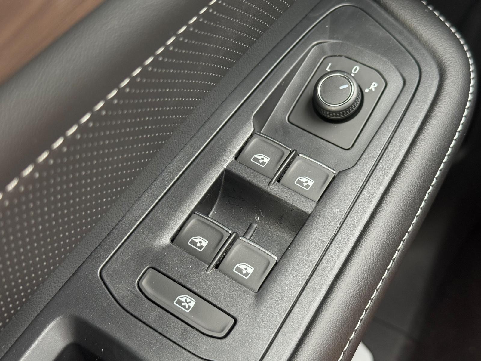 Volkswagen Atlas Vehicle Image 15