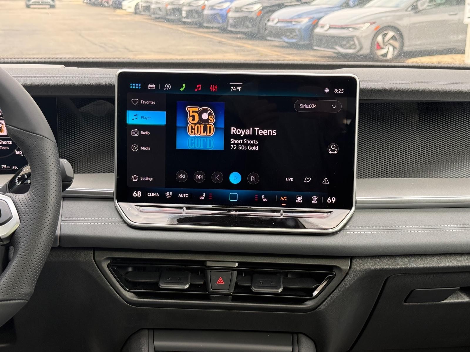 Volkswagen Tiguan Vehicle Image 07