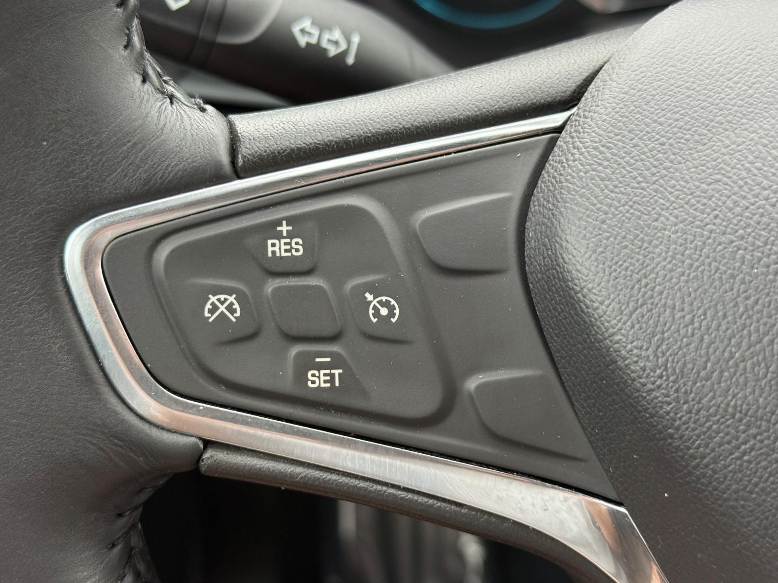 Chevrolet Malibu Vehicle Image 16
