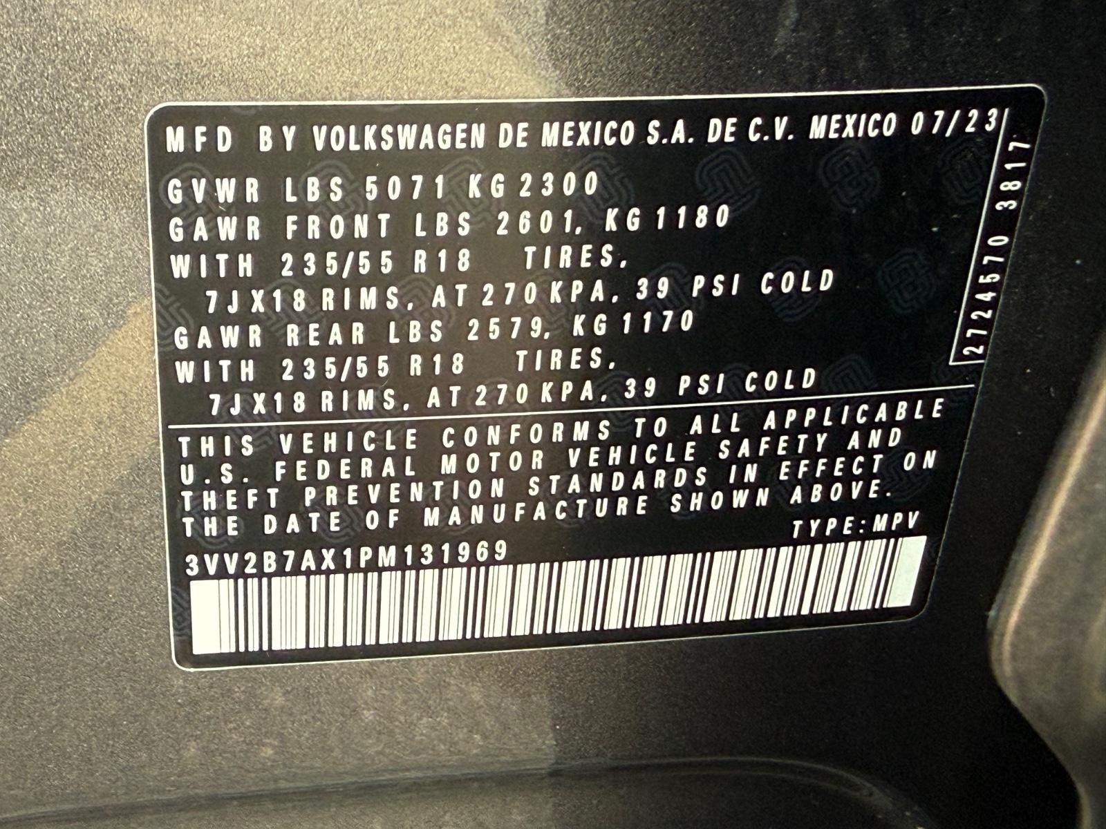 Volkswagen Tiguan Vehicle Image 23
