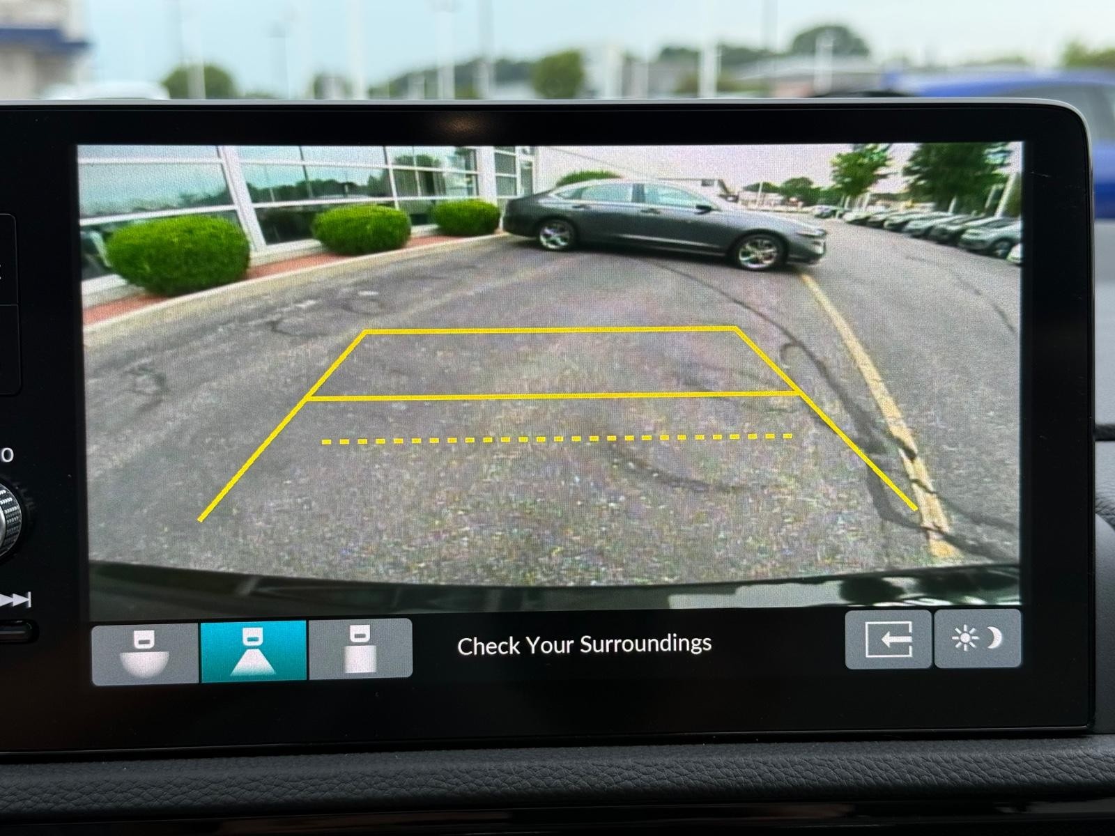 Honda CR-V Vehicle Image 20