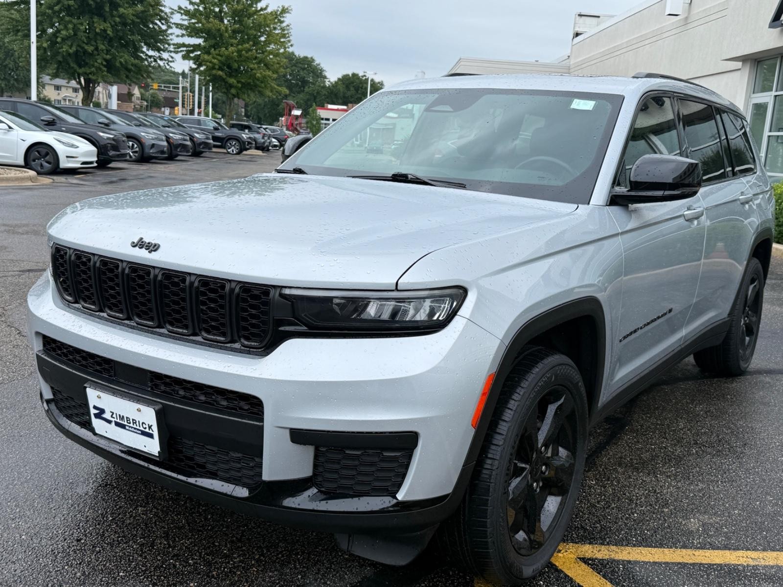 Jeep Grand Cherokee L Vehicle Image 08