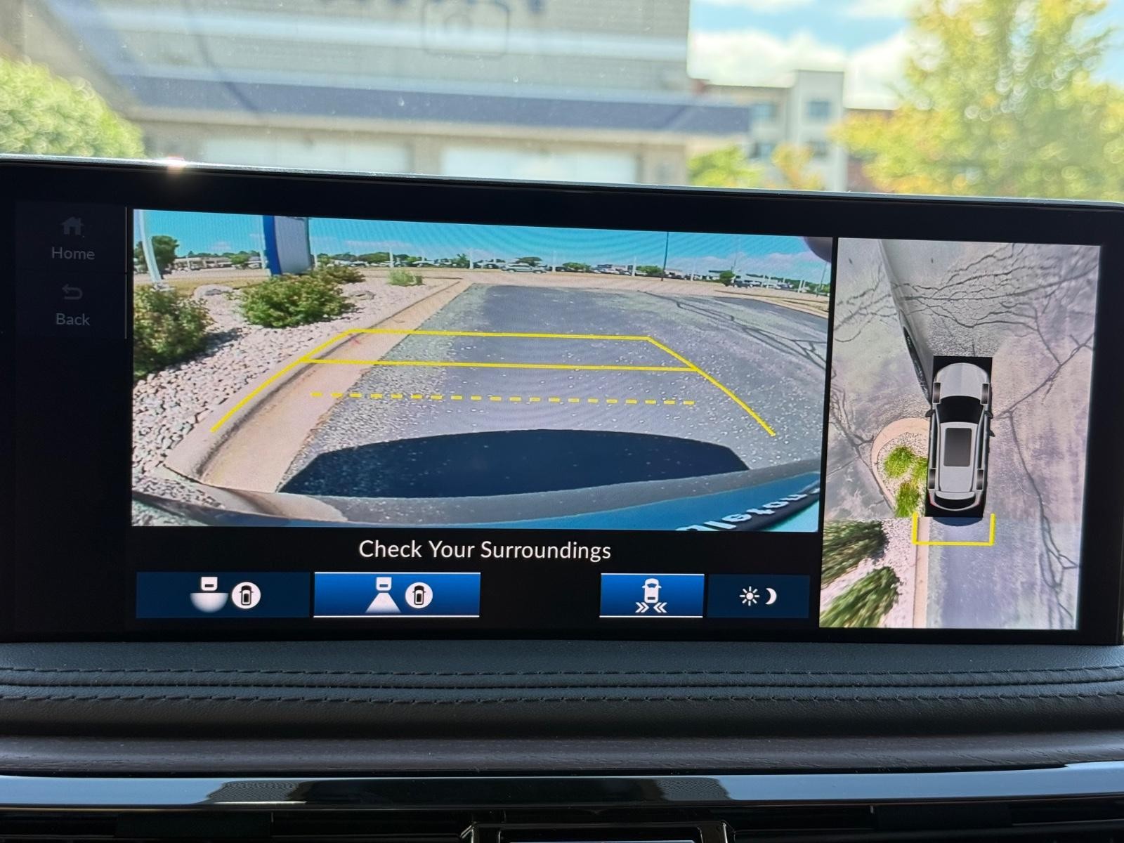 Acura MDX Vehicle Image 13