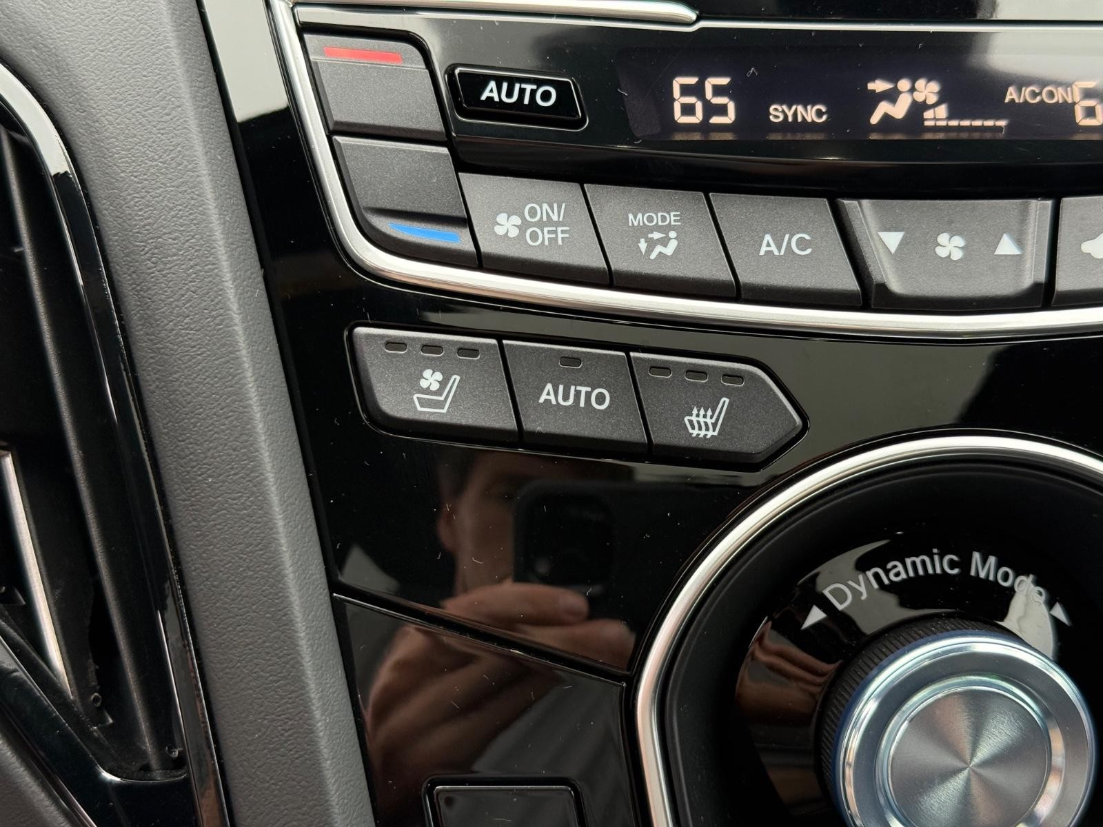 Acura RDX Vehicle Full-screen Gallery Image 20