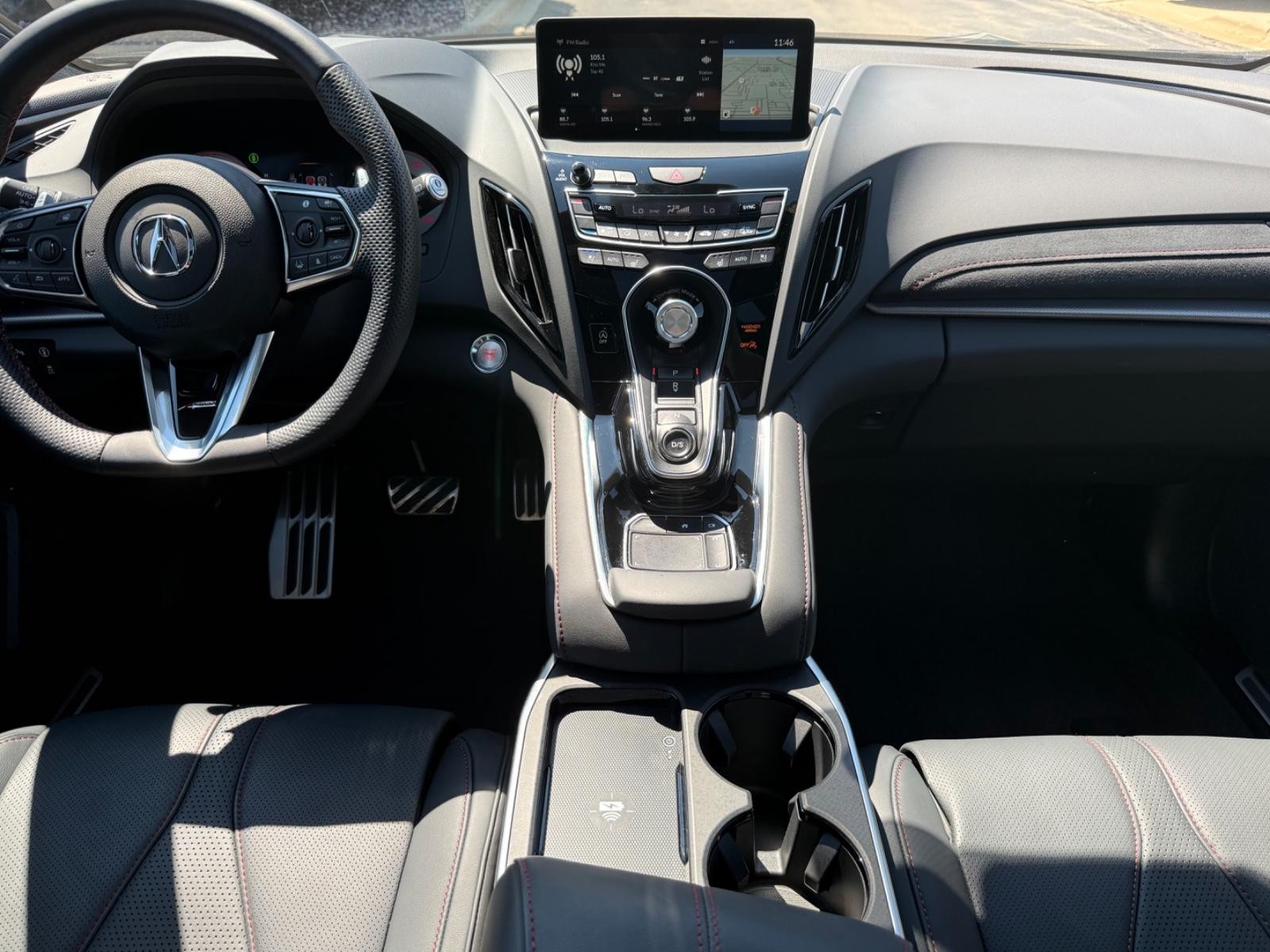 Acura RDX Vehicle Full-screen Gallery Image 11