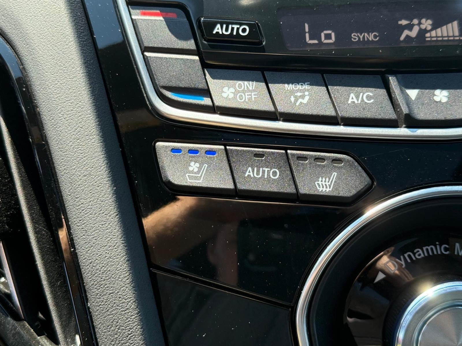 Acura RDX Vehicle Full-screen Gallery Image 21