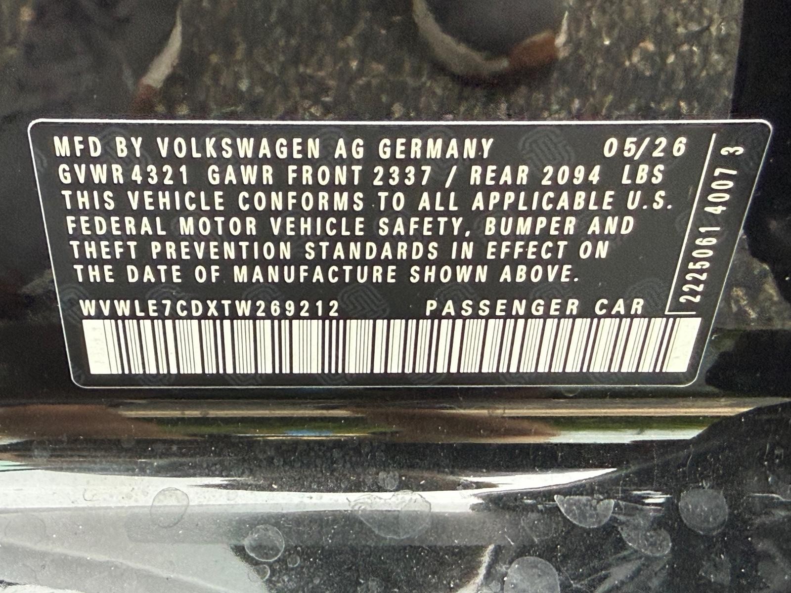 Volkswagen Golf GTI Vehicle Image 18