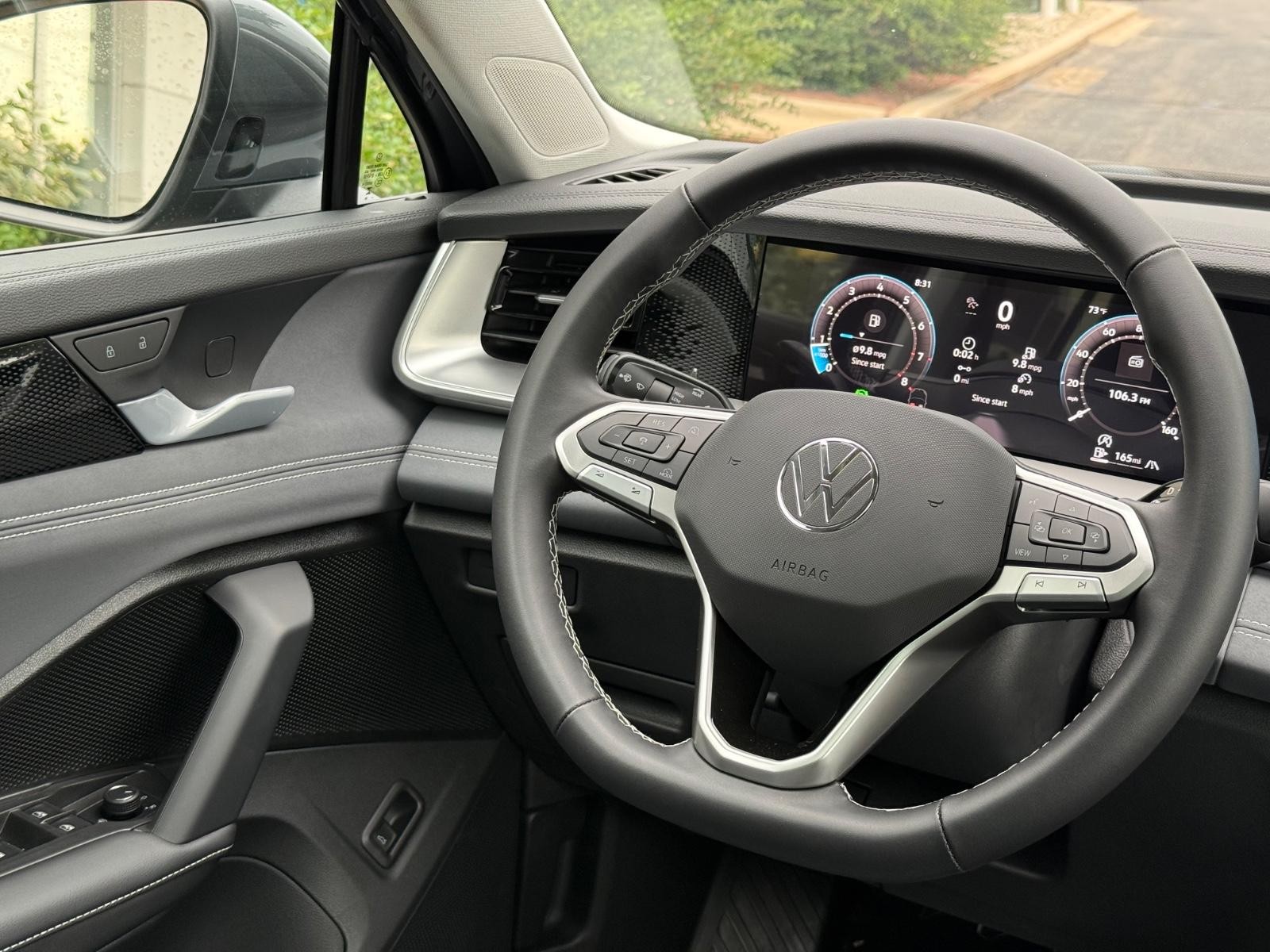 Volkswagen Tiguan Vehicle Image 08