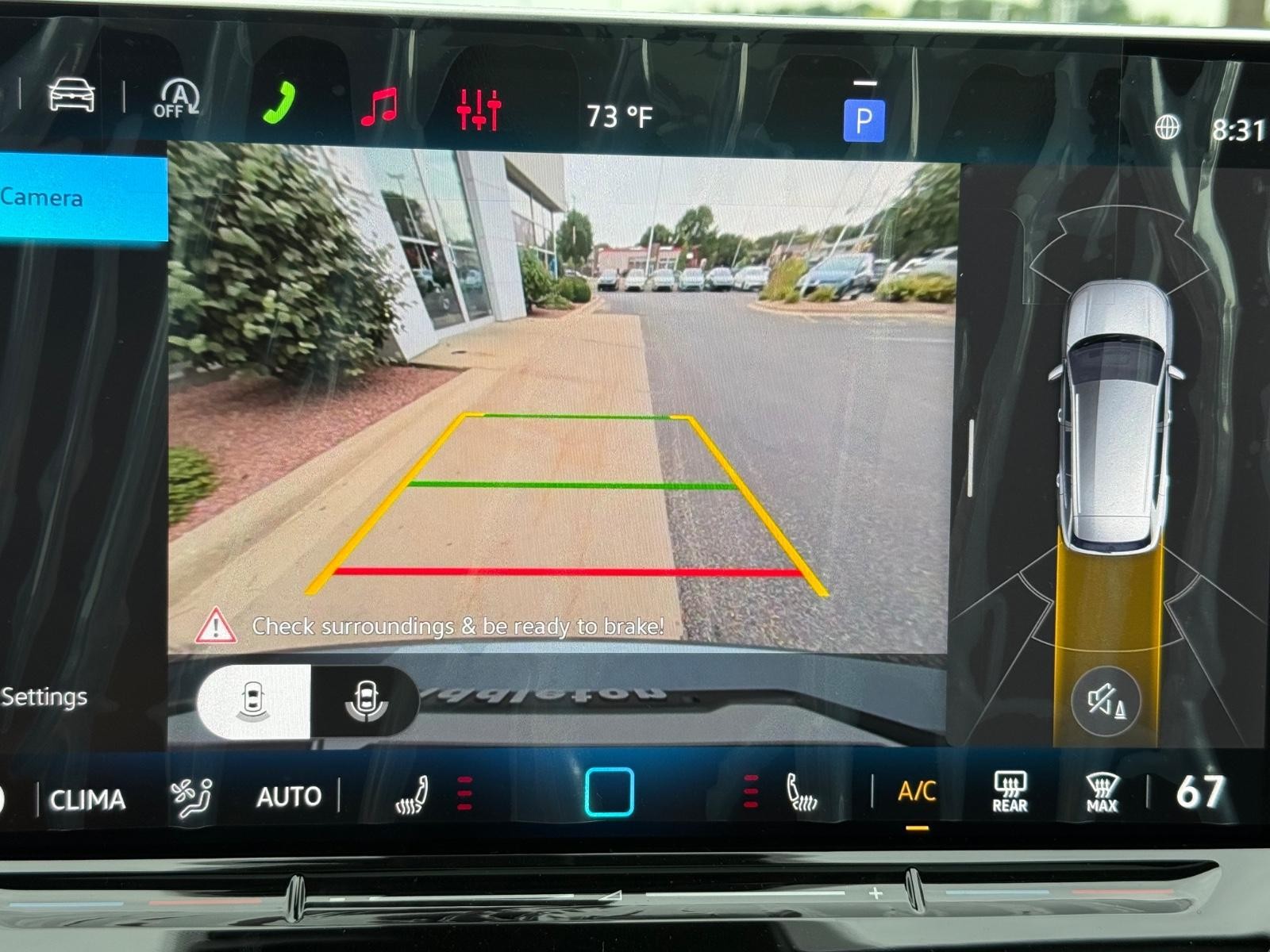 Volkswagen Tiguan Vehicle Image 13