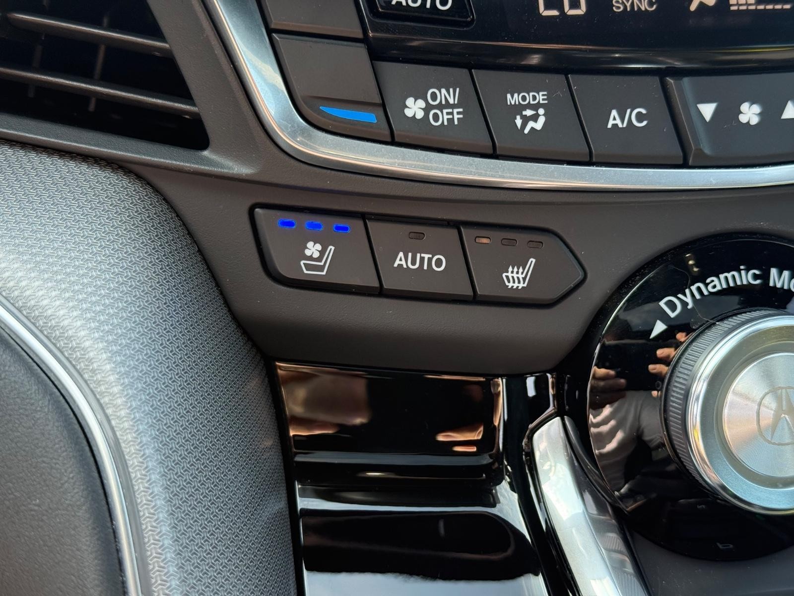 Acura TLX Vehicle Image 20