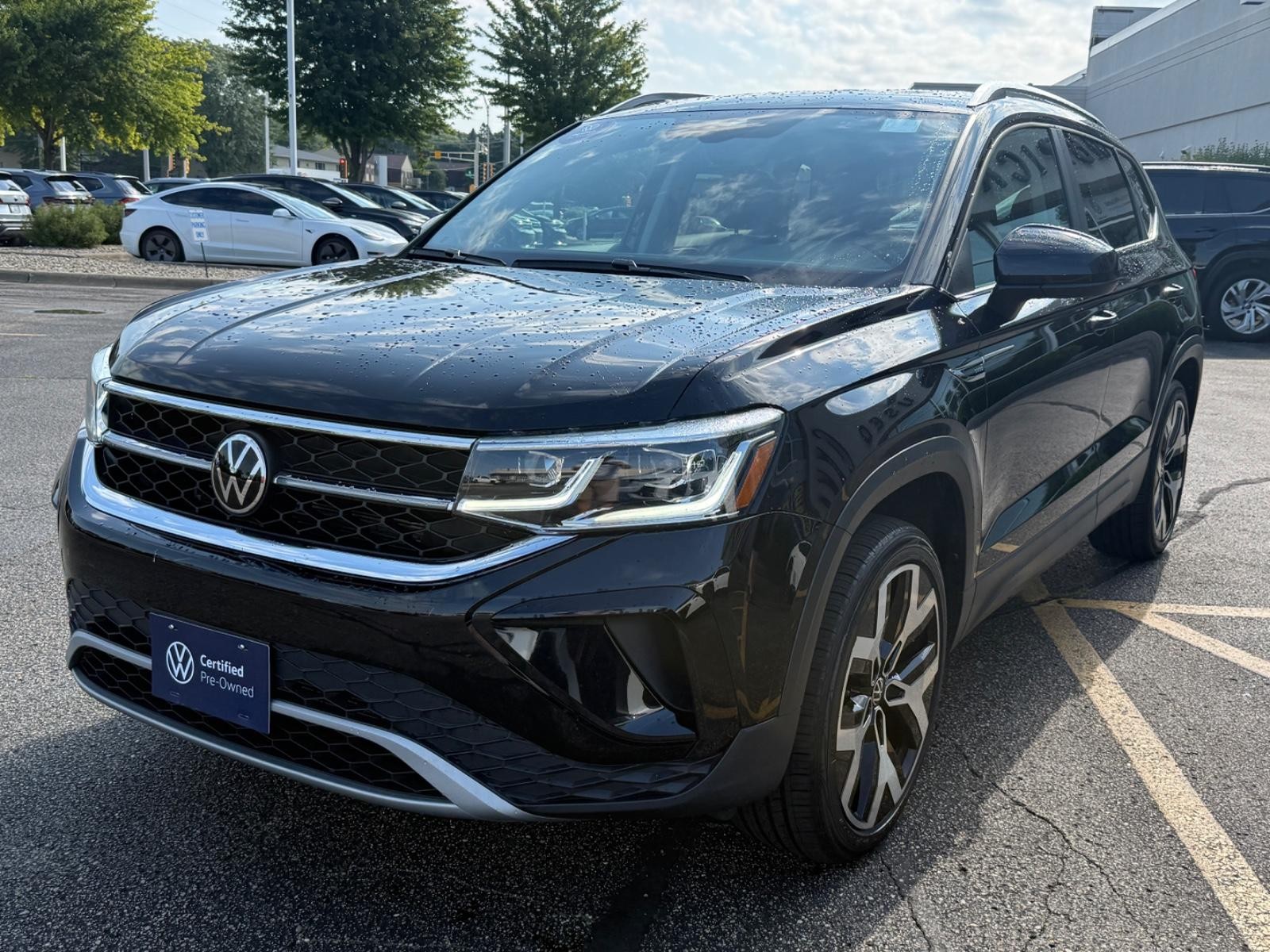 Volkswagen Taos Vehicle Image 08