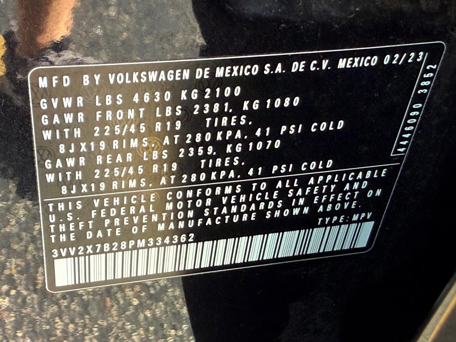 Volkswagen Taos Vehicle Image 23