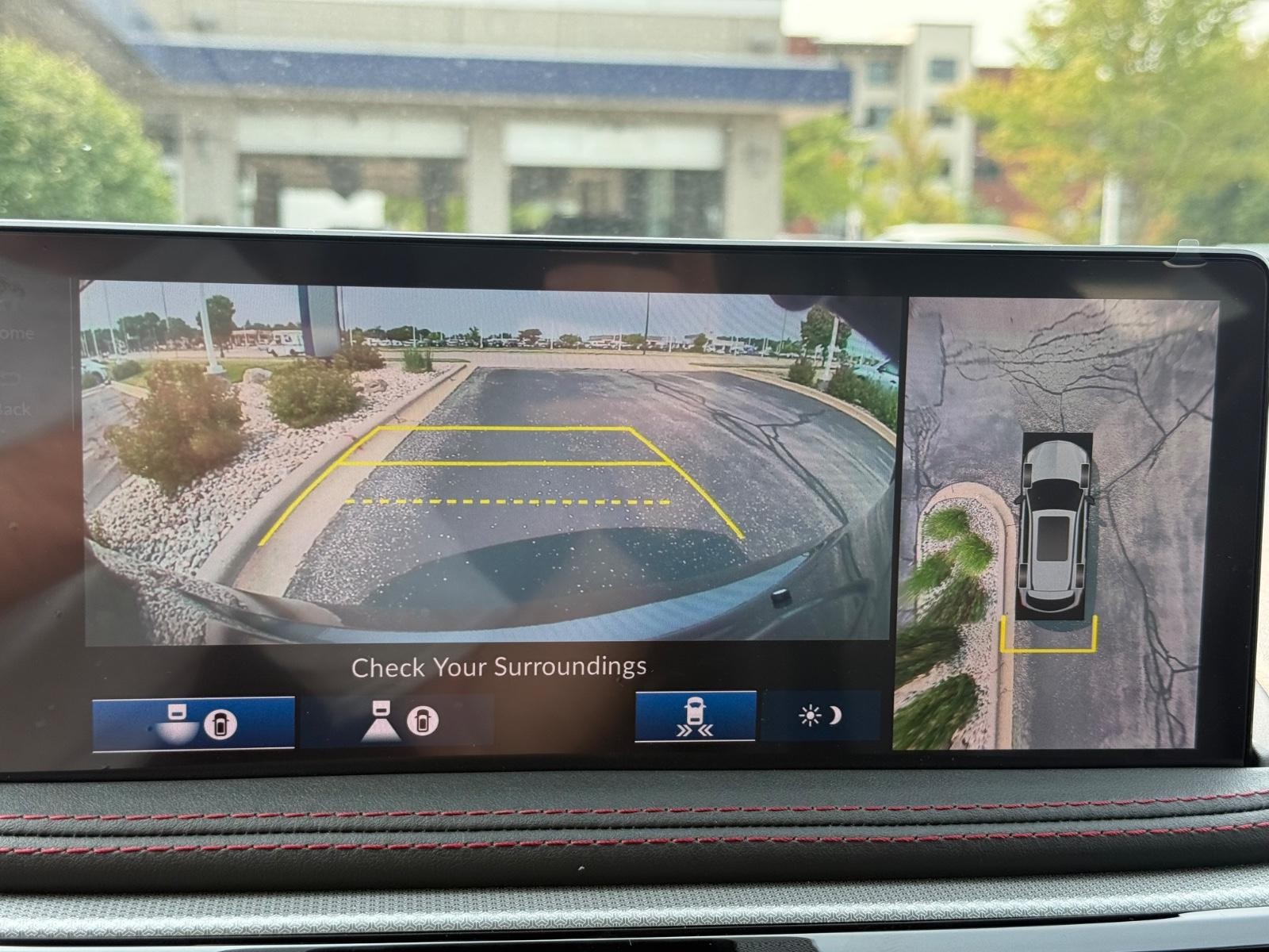 Acura MDX Vehicle Image 15