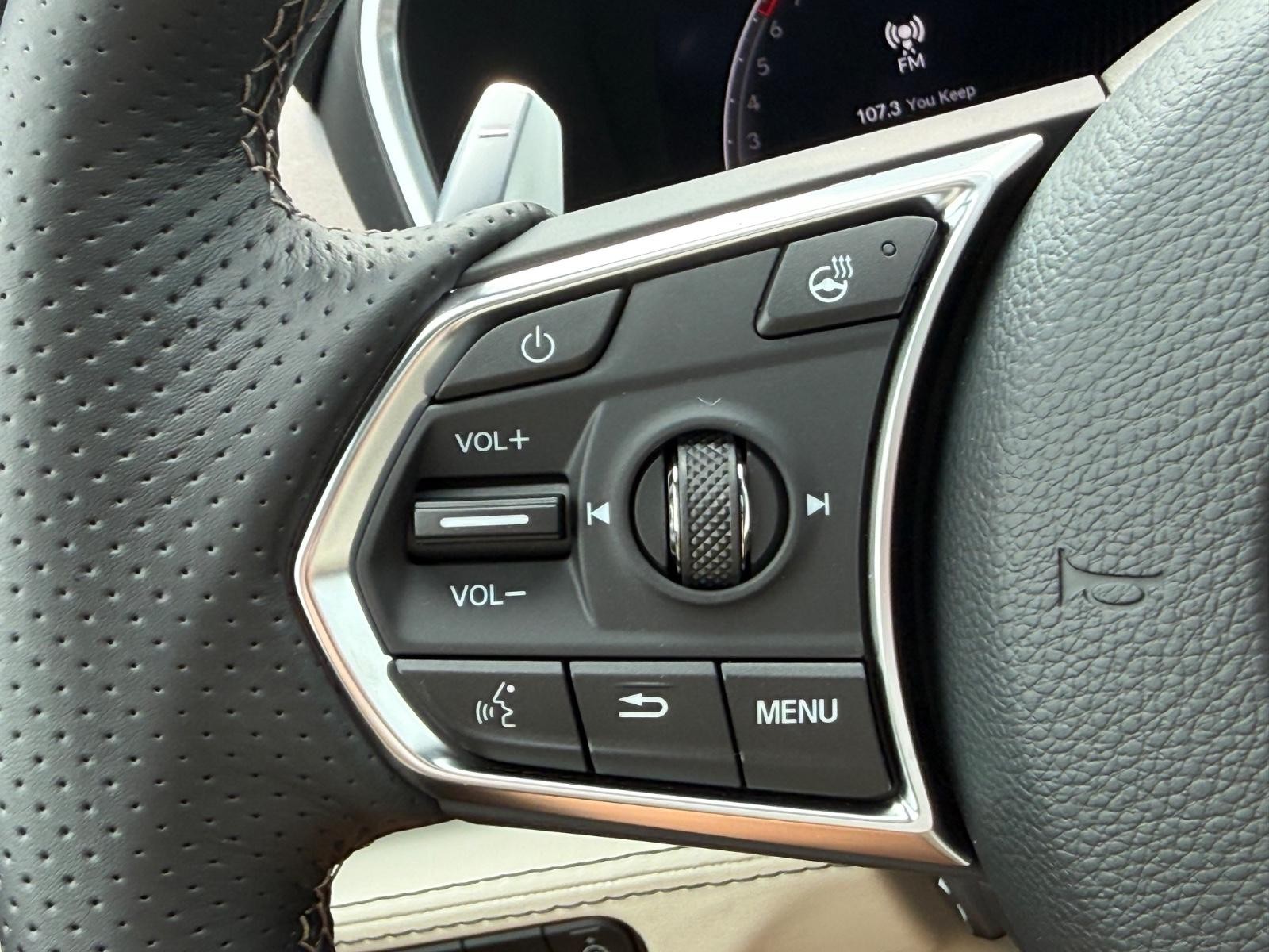 Acura MDX Vehicle Image 11