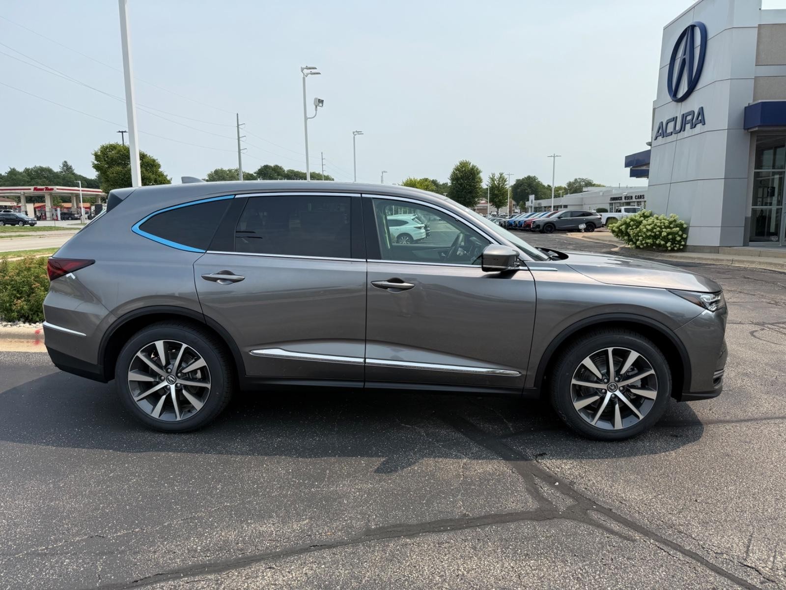 Acura MDX Vehicle Image 02