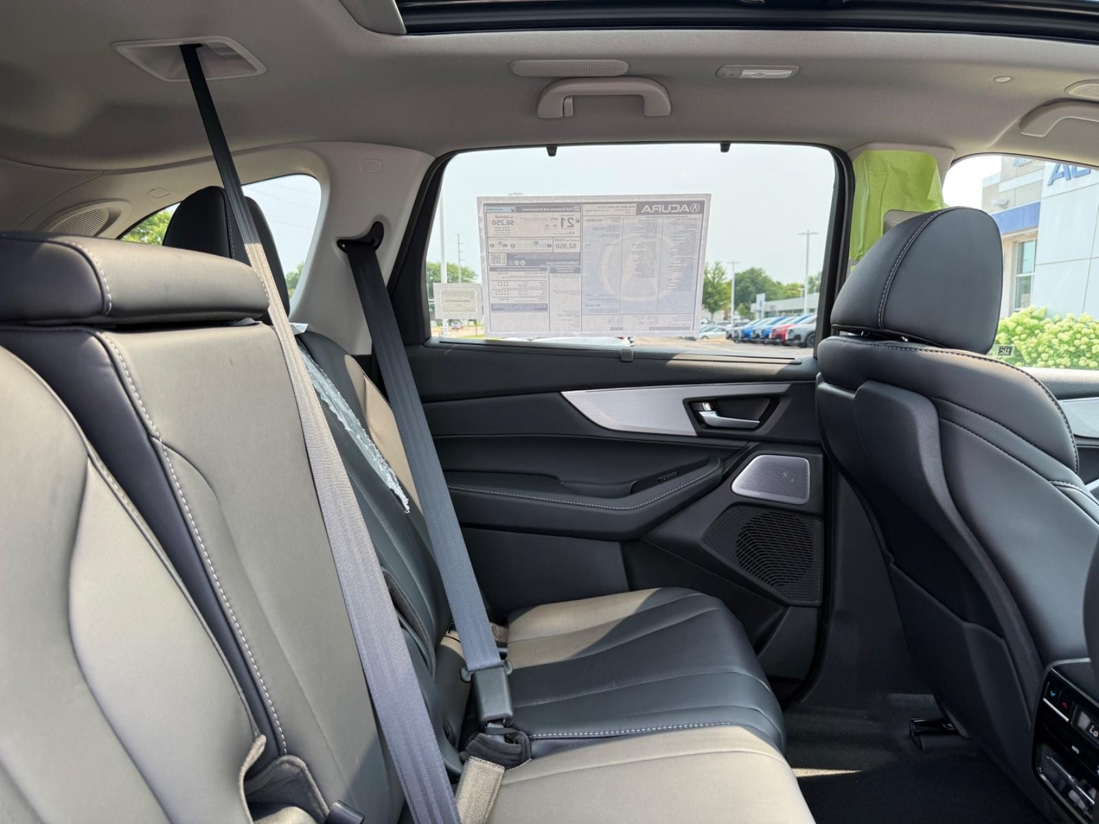 Acura MDX Vehicle Image 05