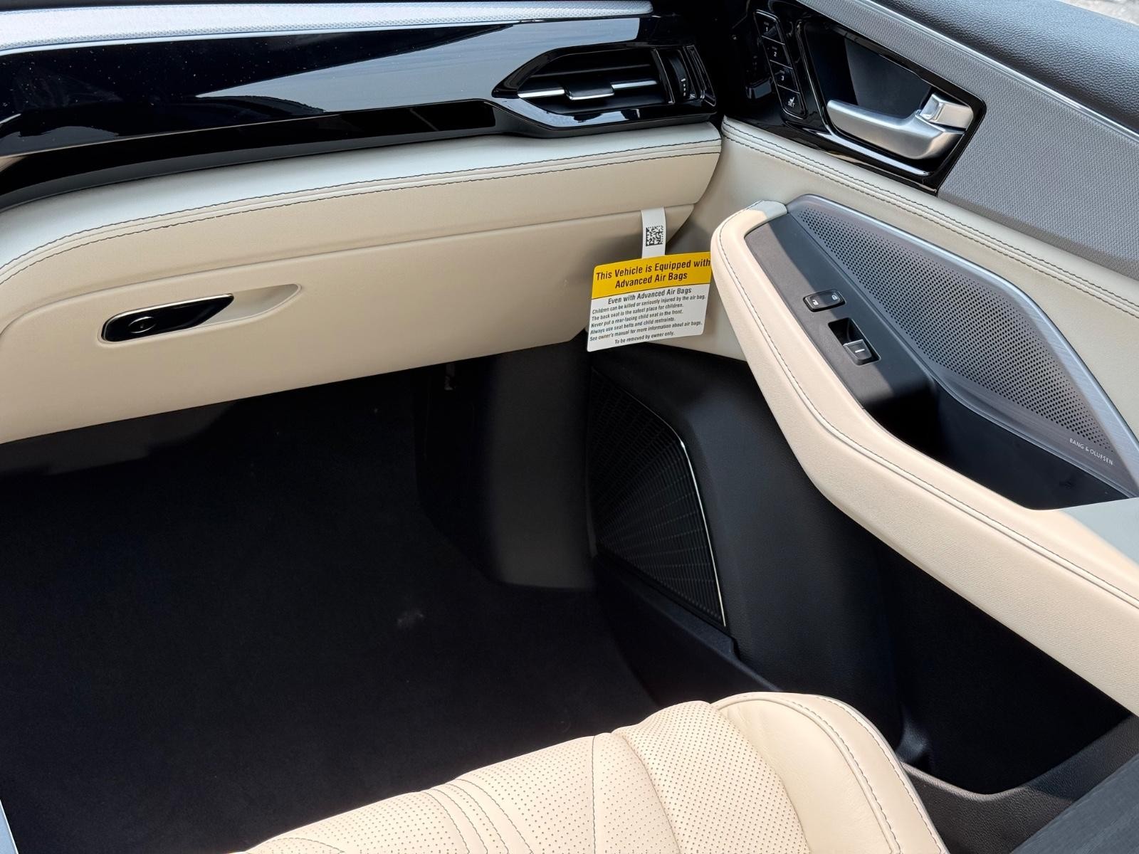Acura MDX Vehicle Image 09