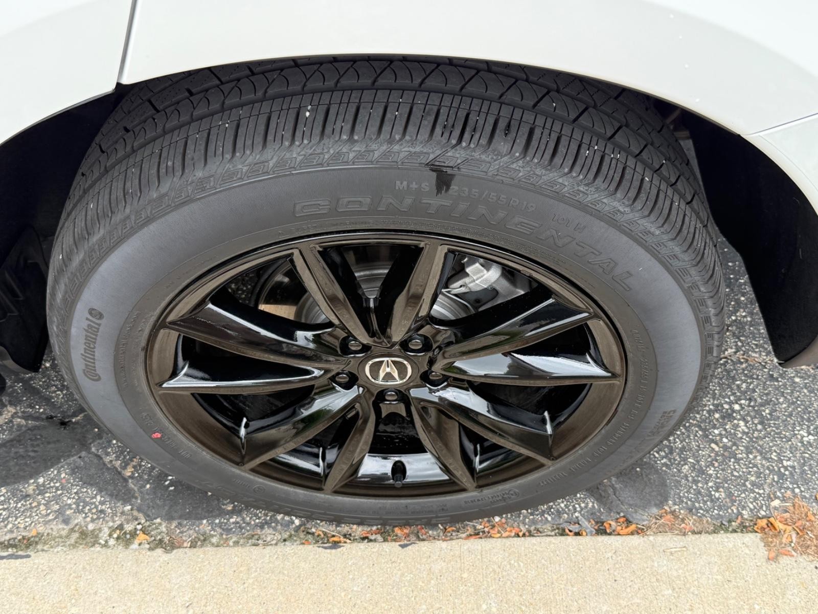 Acura RDX Vehicle Full-screen Gallery Image 07