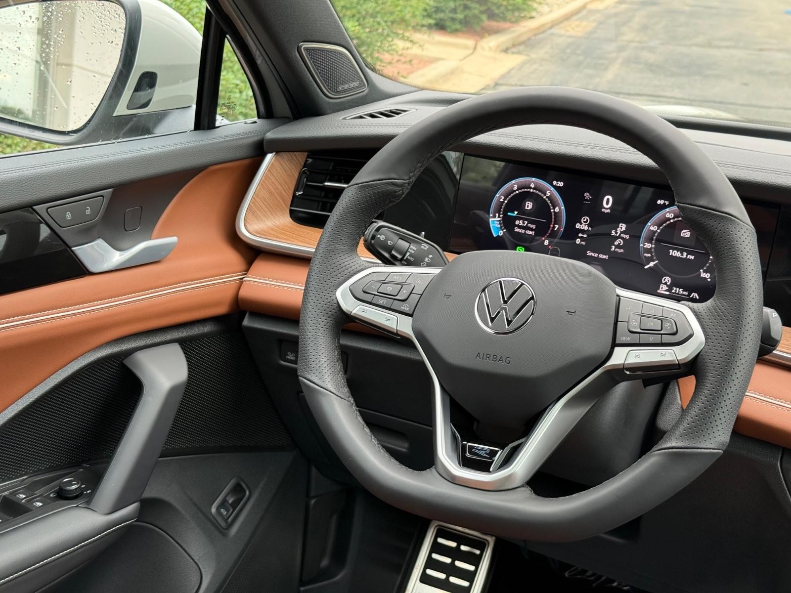 Volkswagen Tiguan Vehicle Image 08