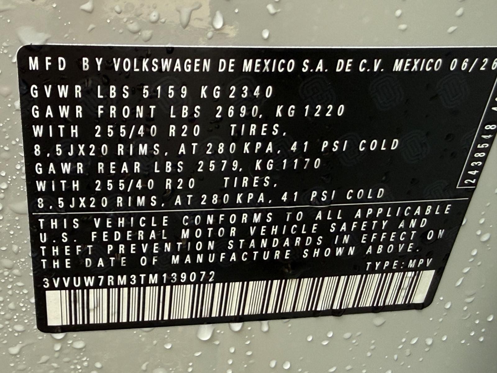 Volkswagen Tiguan Vehicle Image 17