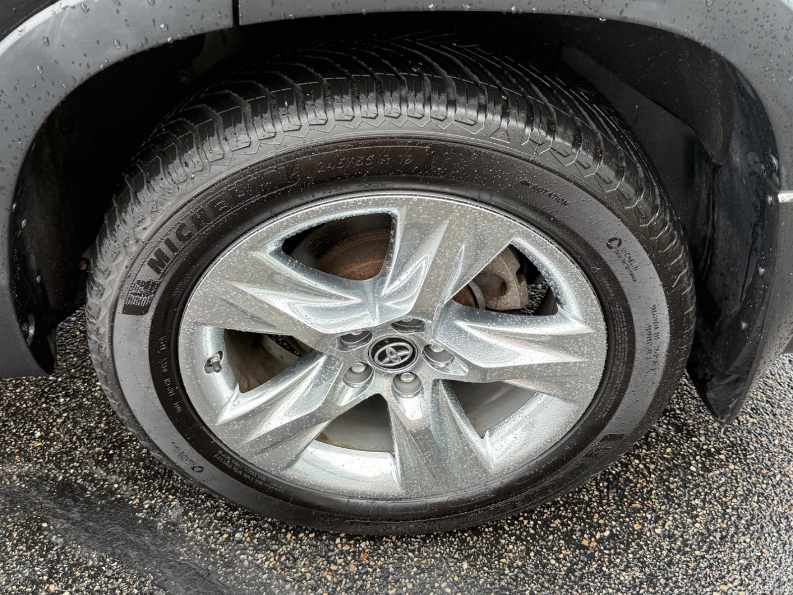 Toyota Highlander Vehicle Image 07