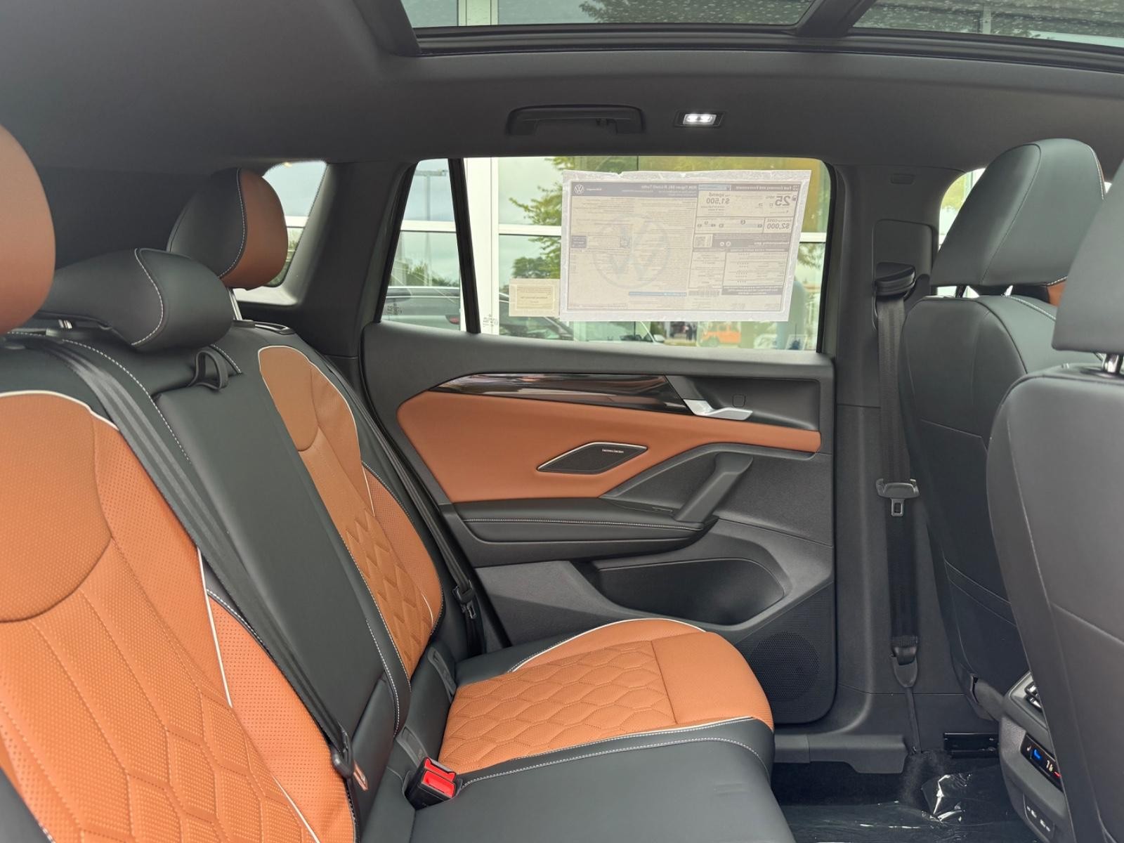 Volkswagen Tiguan Vehicle Image 05